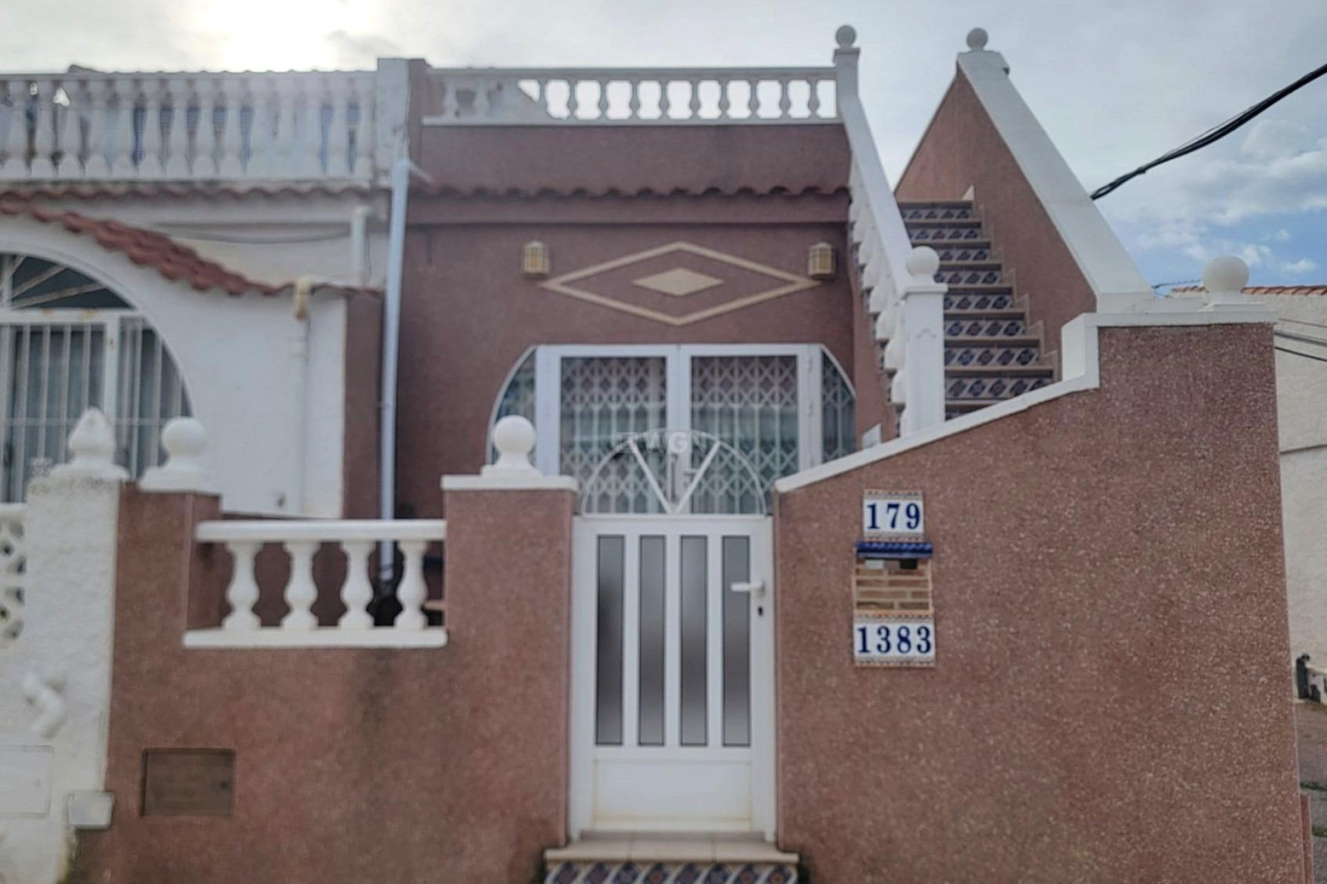 Odsprzedaż - Kamienica - Torrevieja - El Chaparral