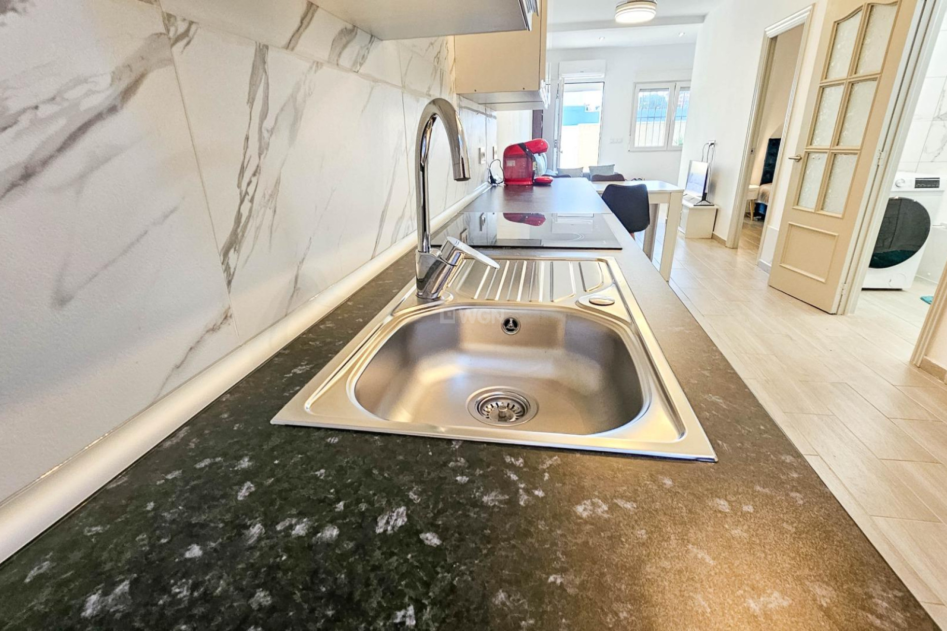 Odsprzedaż - Kamienica - Torrevieja - El Limonar