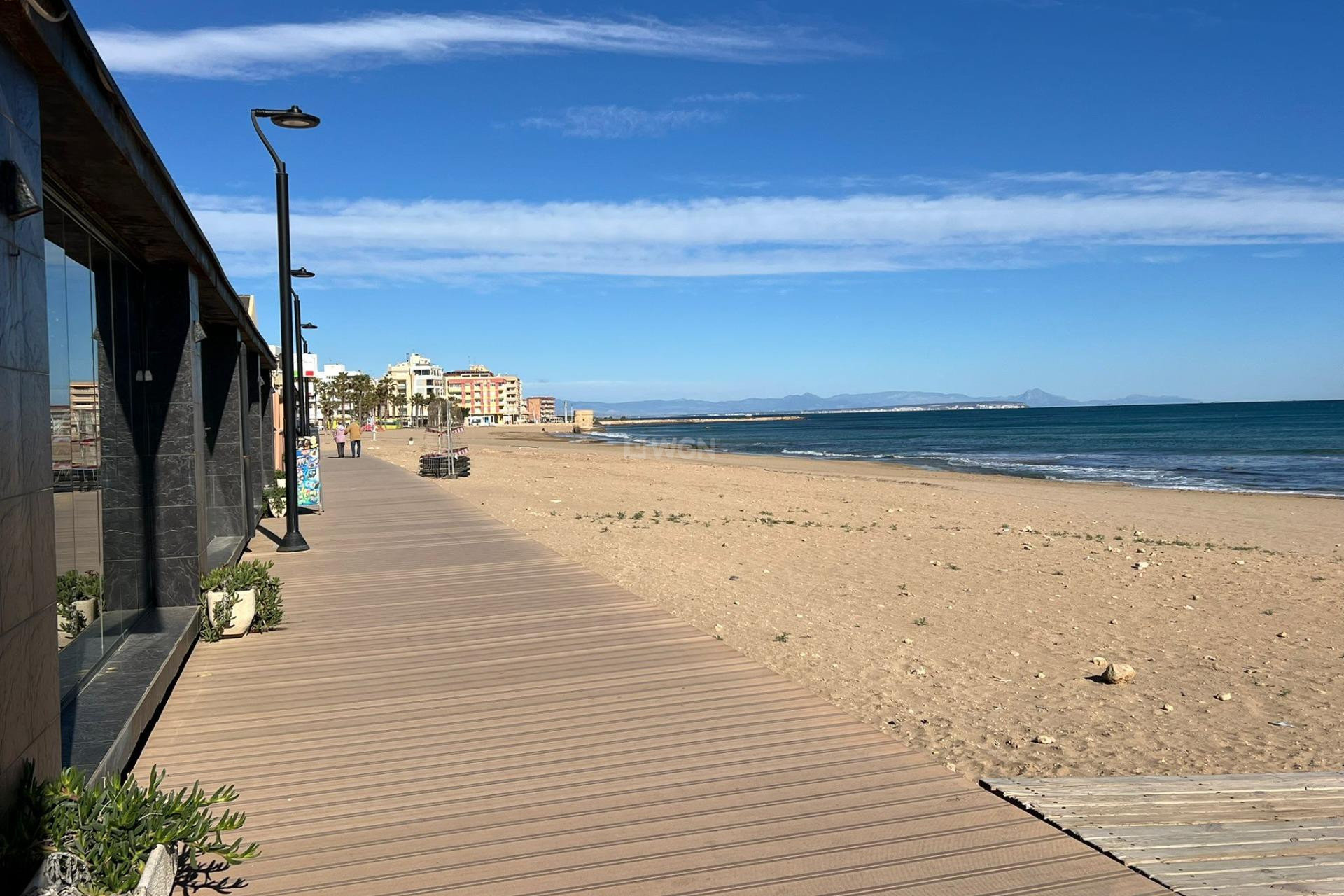 Odsprzedaż - Kamienica - Torrevieja - La Mata