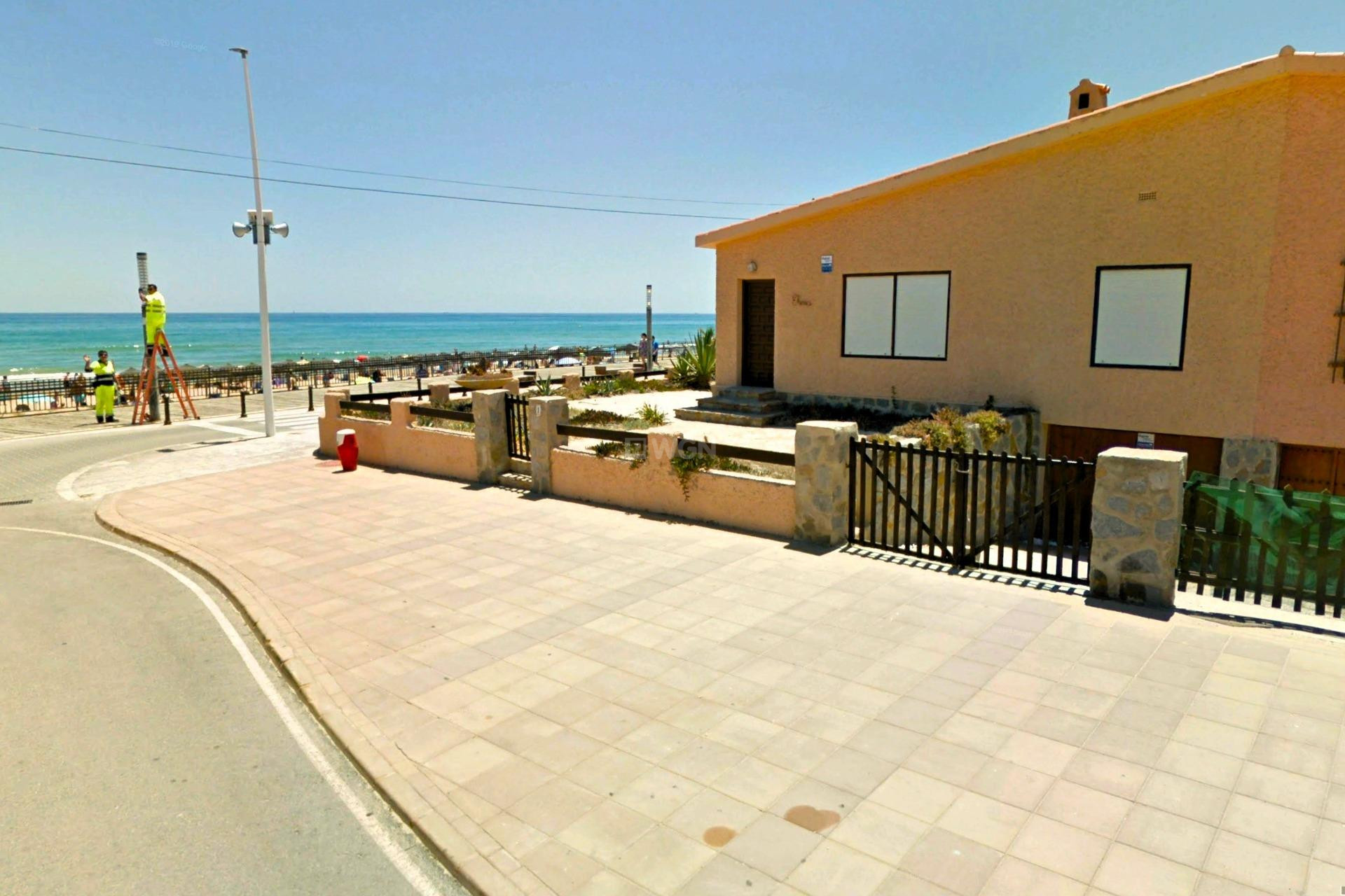 Odsprzedaż - Kamienica - Torrevieja - La Mata