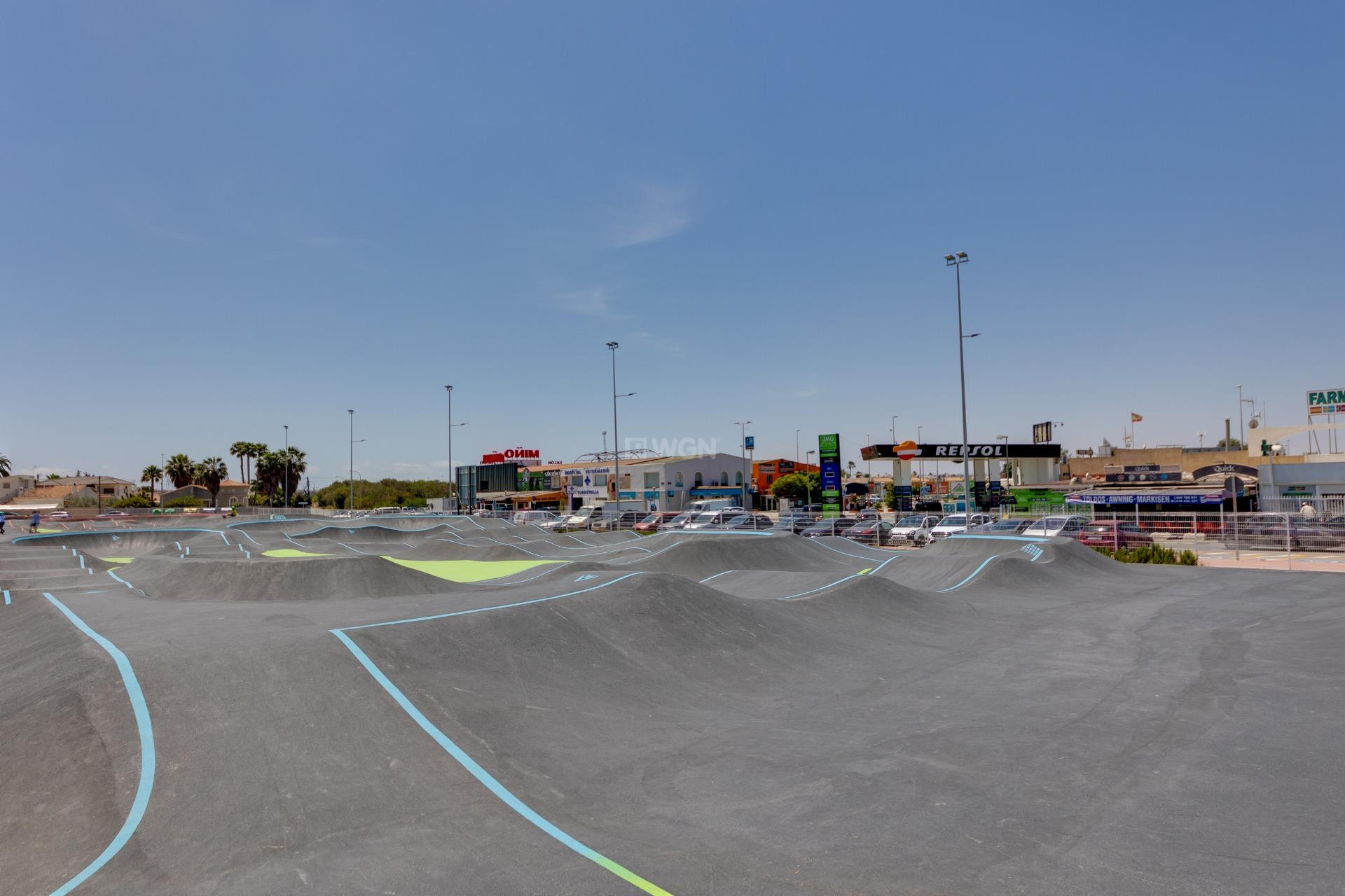 Odsprzedaż - Kamienica - Torrevieja - La Siesta - El Salado - Torreta