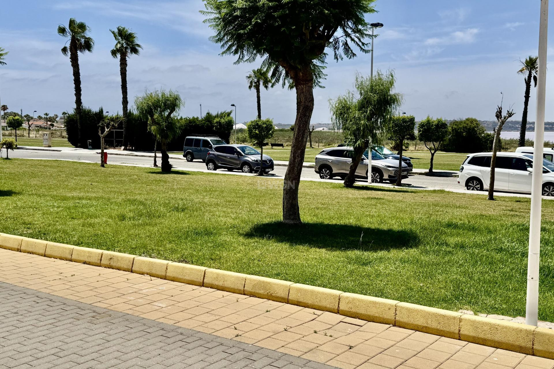Odsprzedaż - Kamienica - Torrevieja - La Siesta - El Salado - Torreta