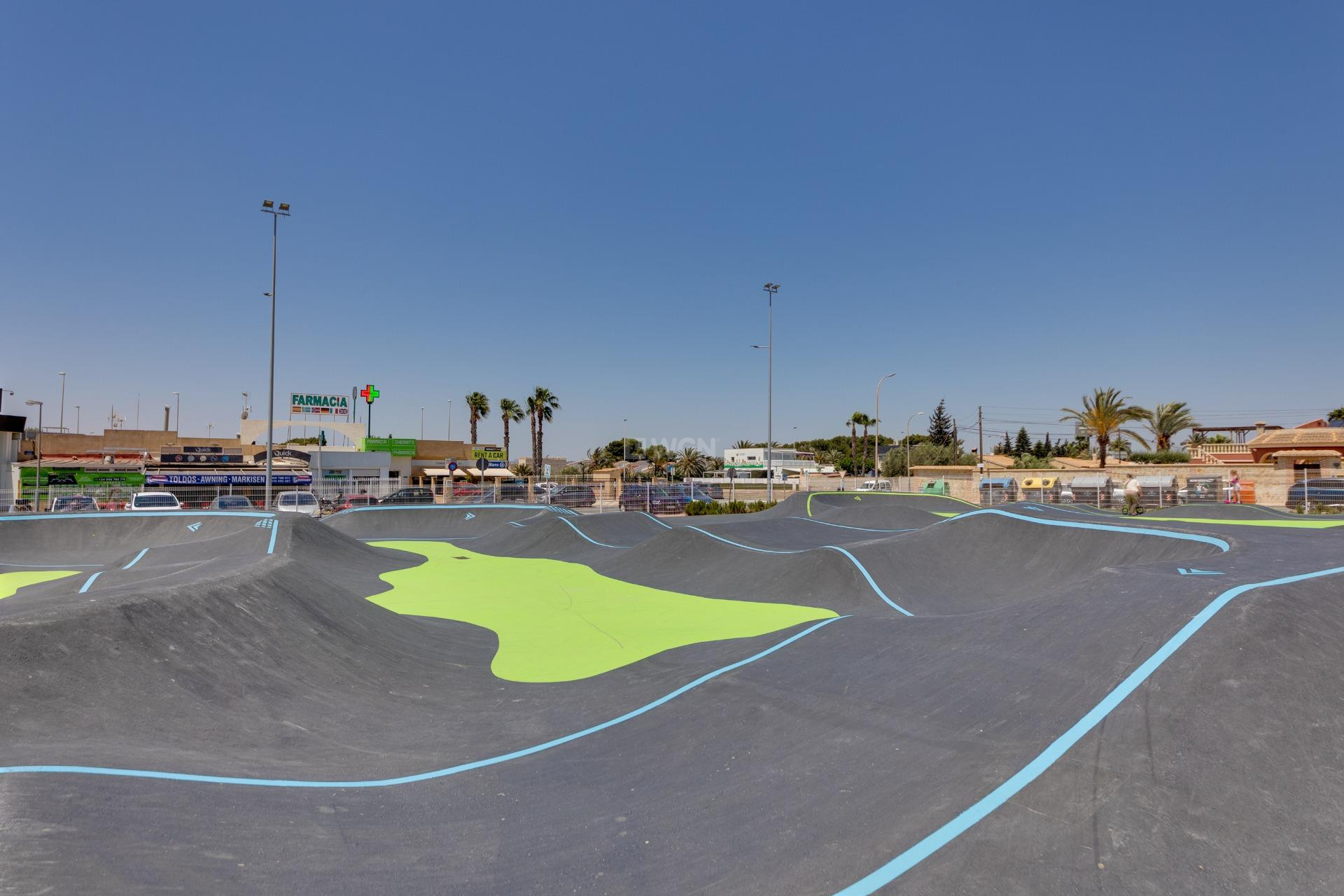 Odsprzedaż - Kamienica - Torrevieja - La Siesta - El Salado - Torreta