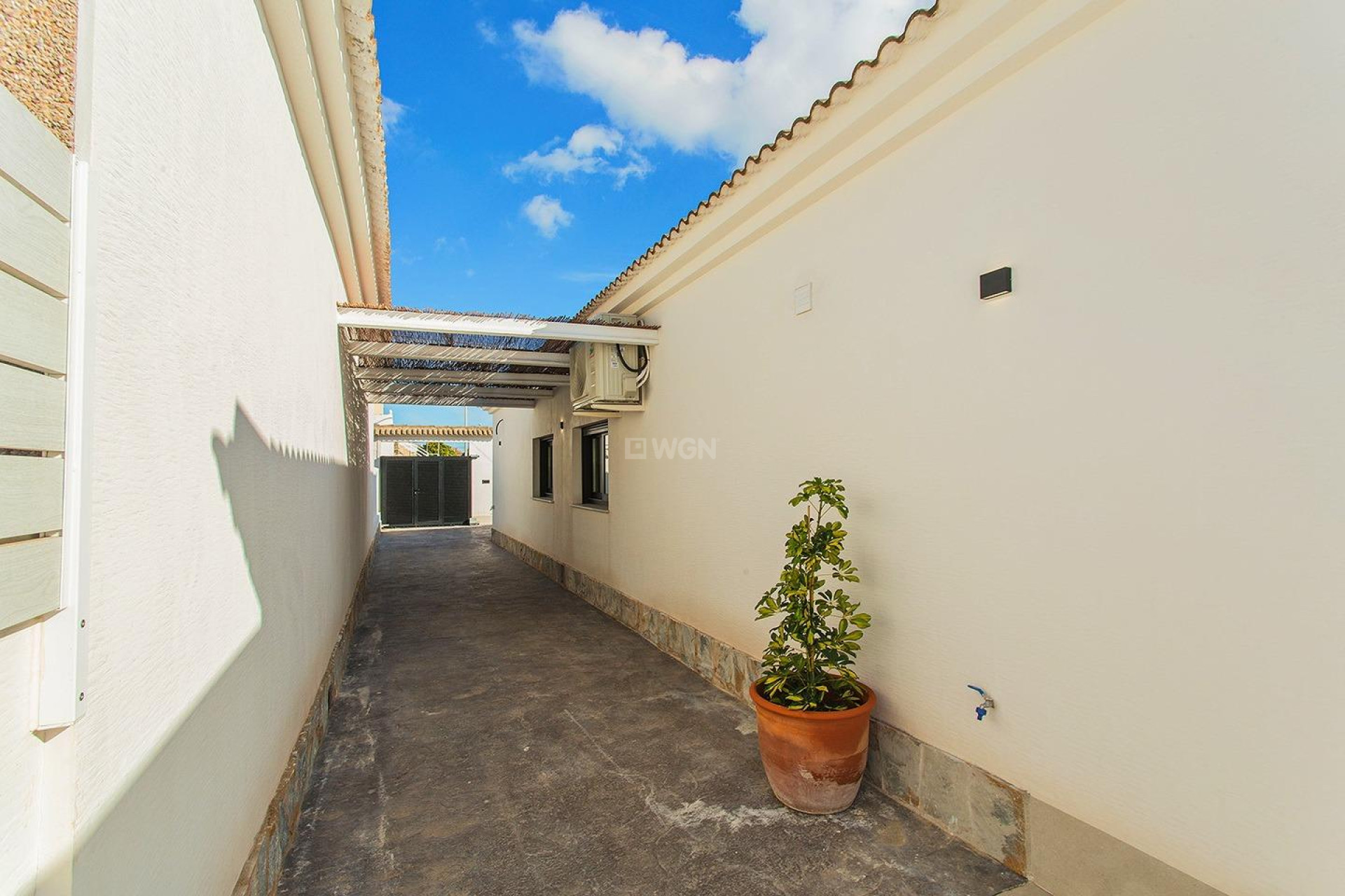 Odsprzedaż - Kamienica - Torrevieja - La Siesta