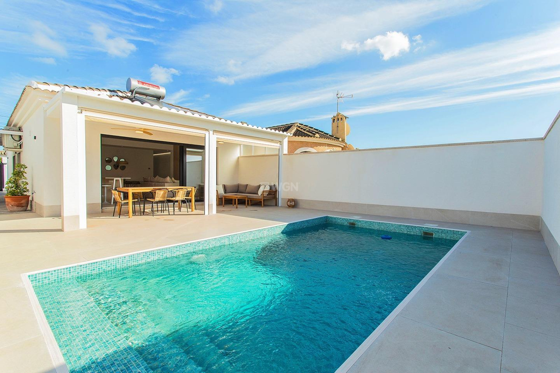 Odsprzedaż - Kamienica - Torrevieja - La Siesta