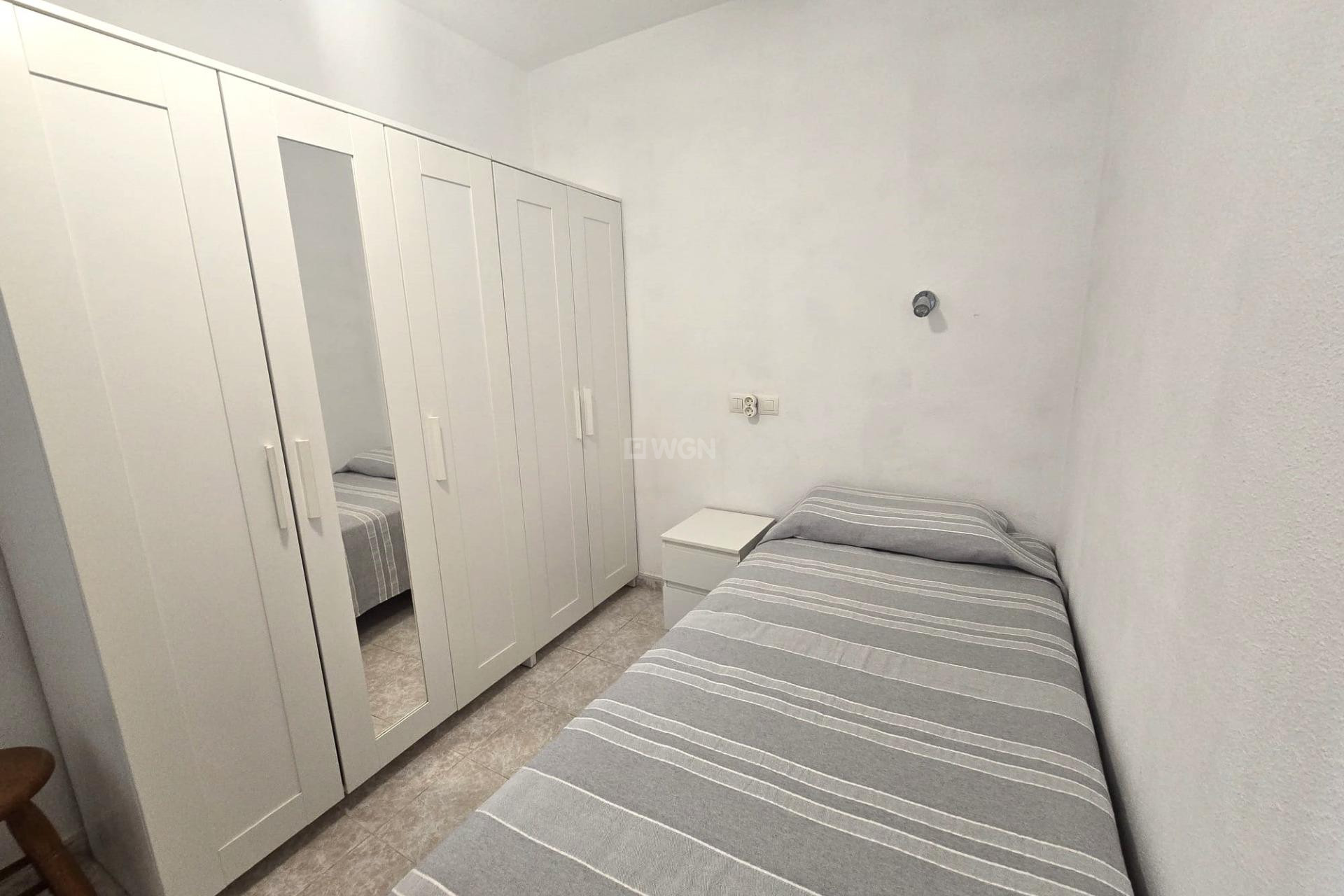 Odsprzedaż - Kamienica - Torrevieja - Los Altos