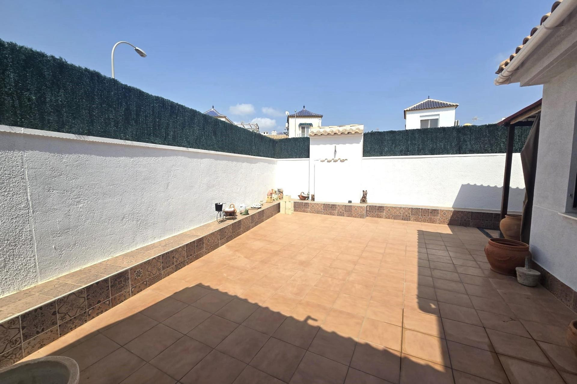 Odsprzedaż - Kamienica - Torrevieja - Los Altos