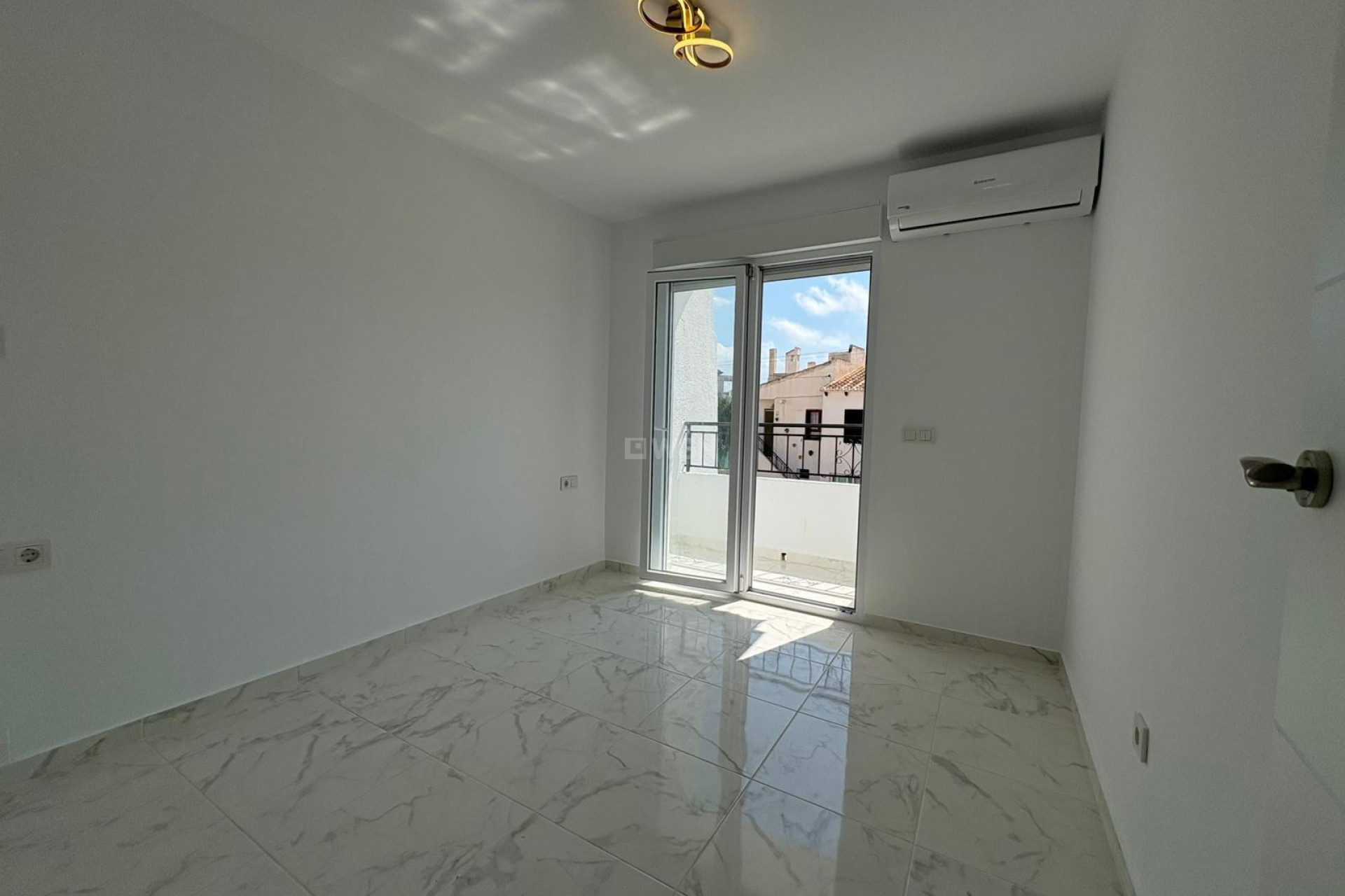 Odsprzedaż - Kamienica - Torrevieja - Los Balcones - Los Altos del Edén
