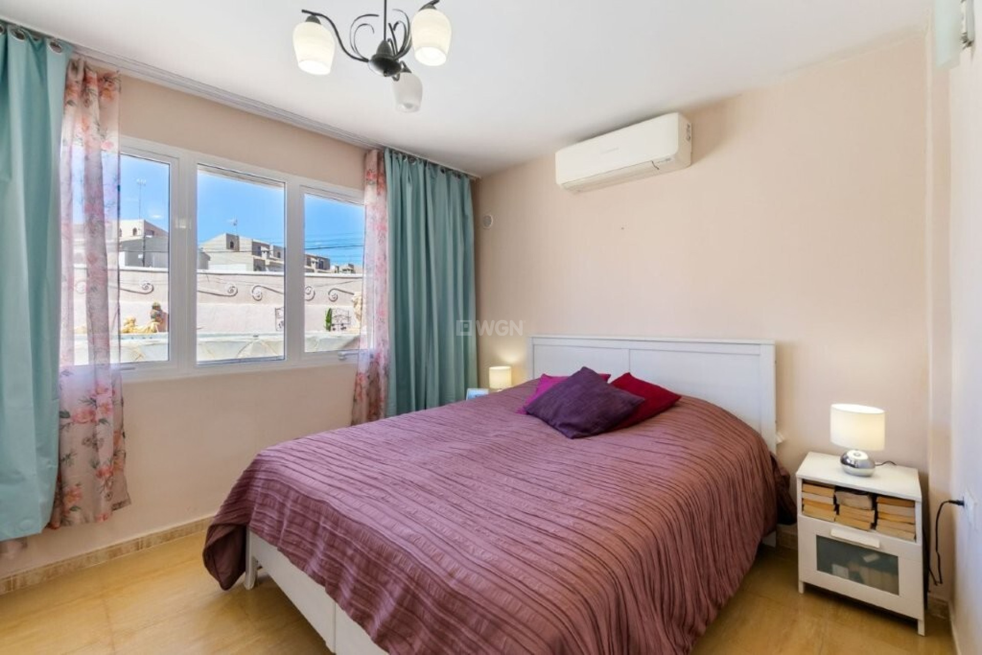 Odsprzedaż - Kamienica - Torrevieja - Los Frutales/ La Rosaleda