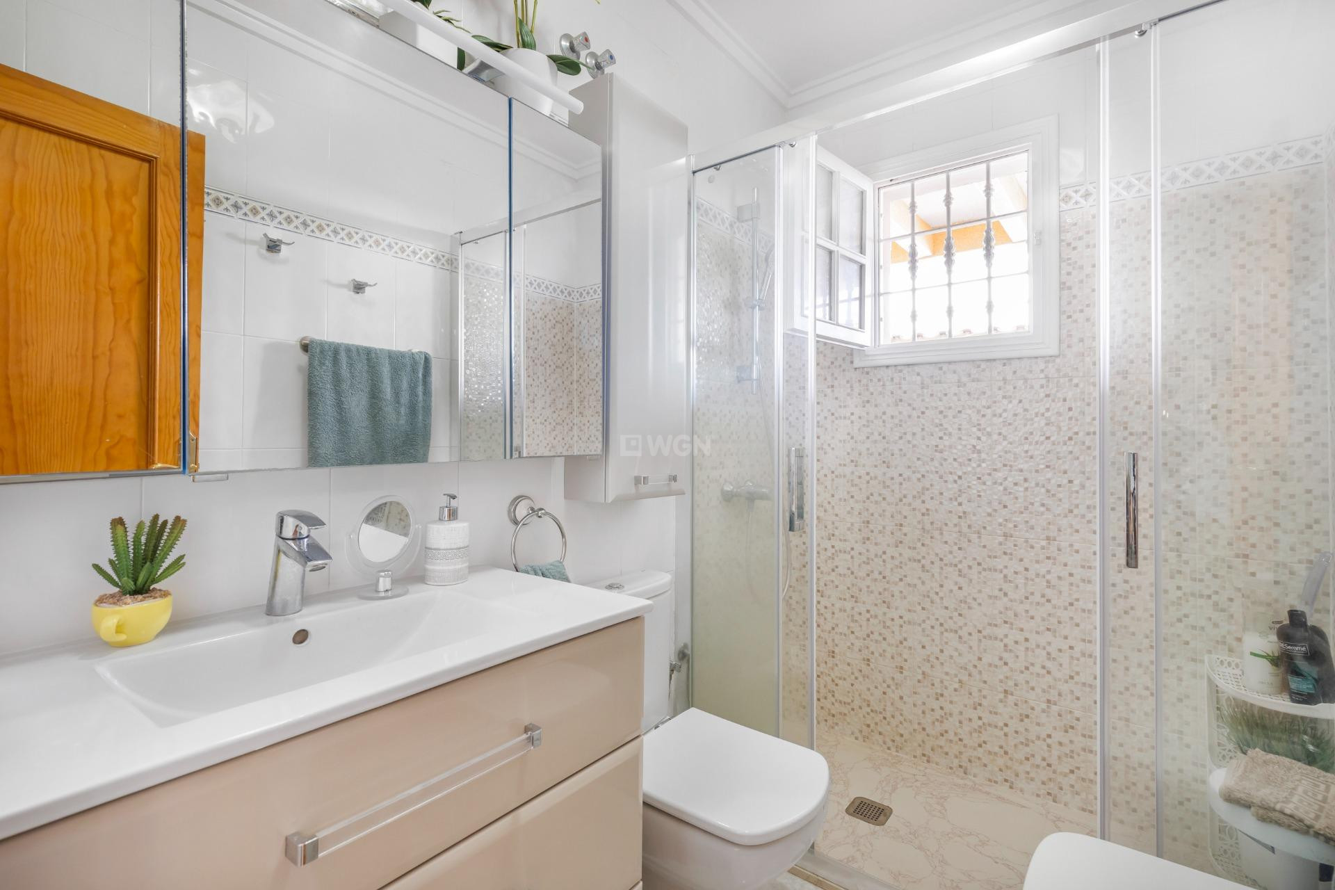 Odsprzedaż - Kamienica - Torrevieja - Los Frutales