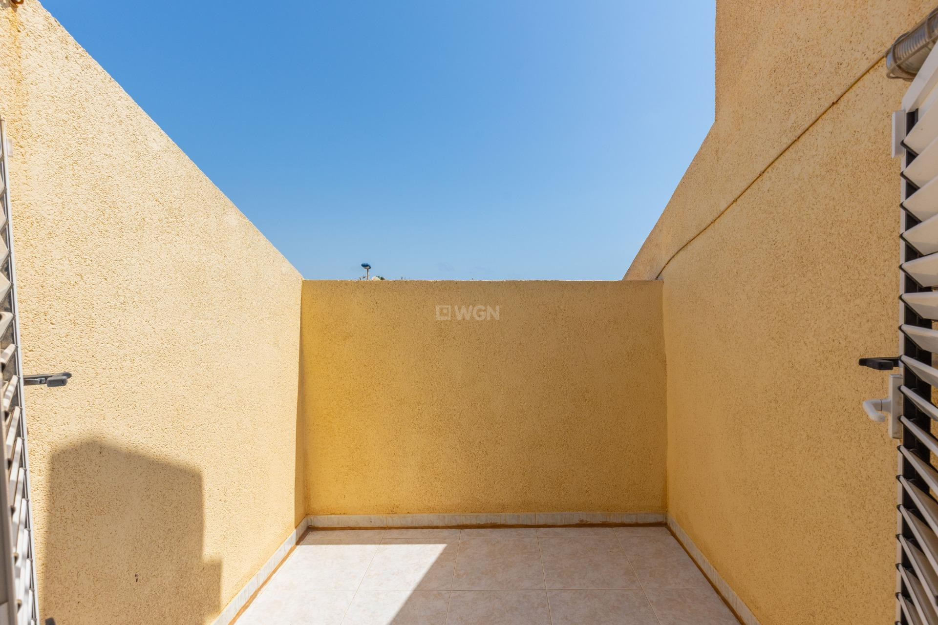 Odsprzedaż - Kamienica - Torrevieja - Los Frutales