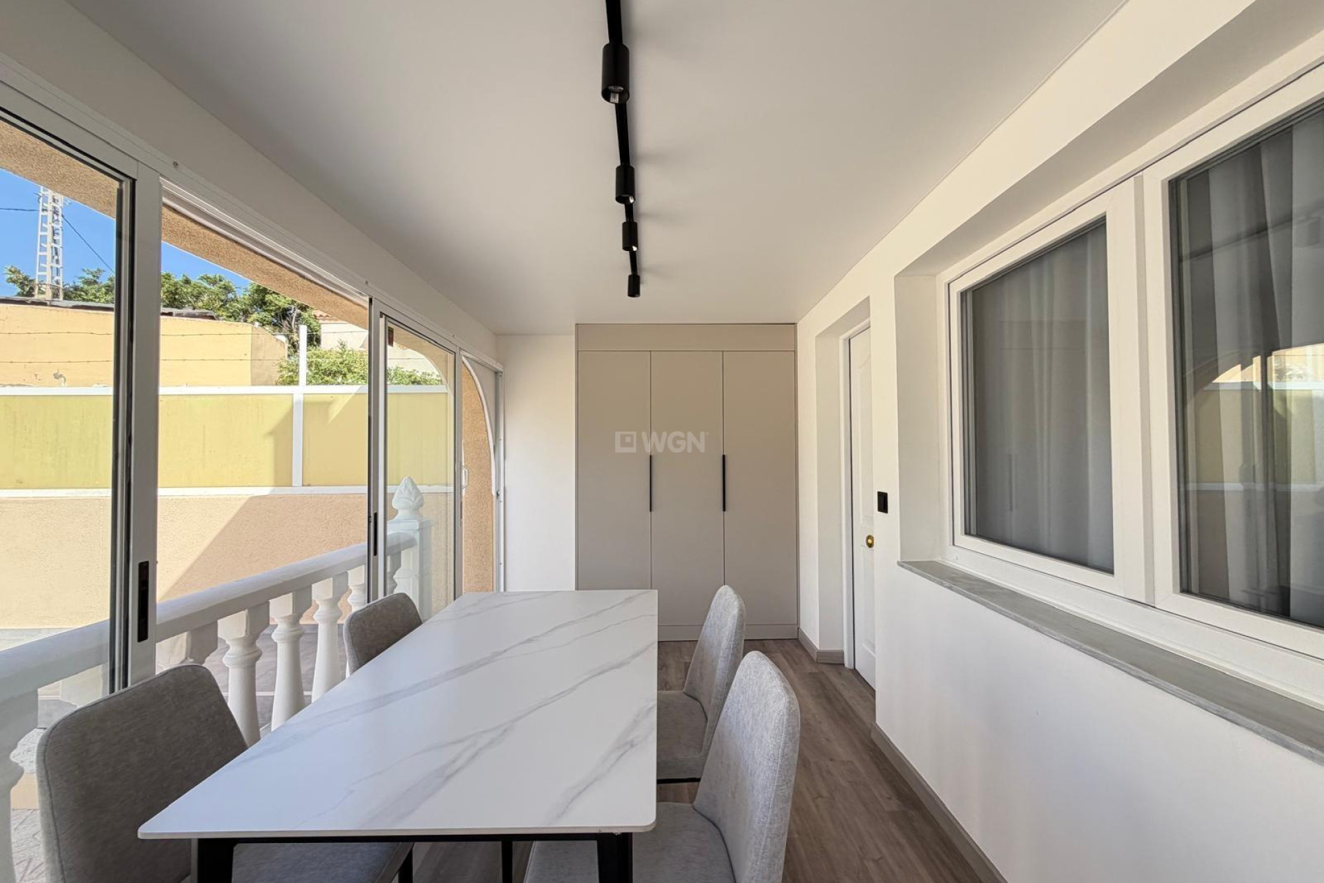 Odsprzedaż - Kamienica - Torrevieja - Miramar - Torre Del Moro