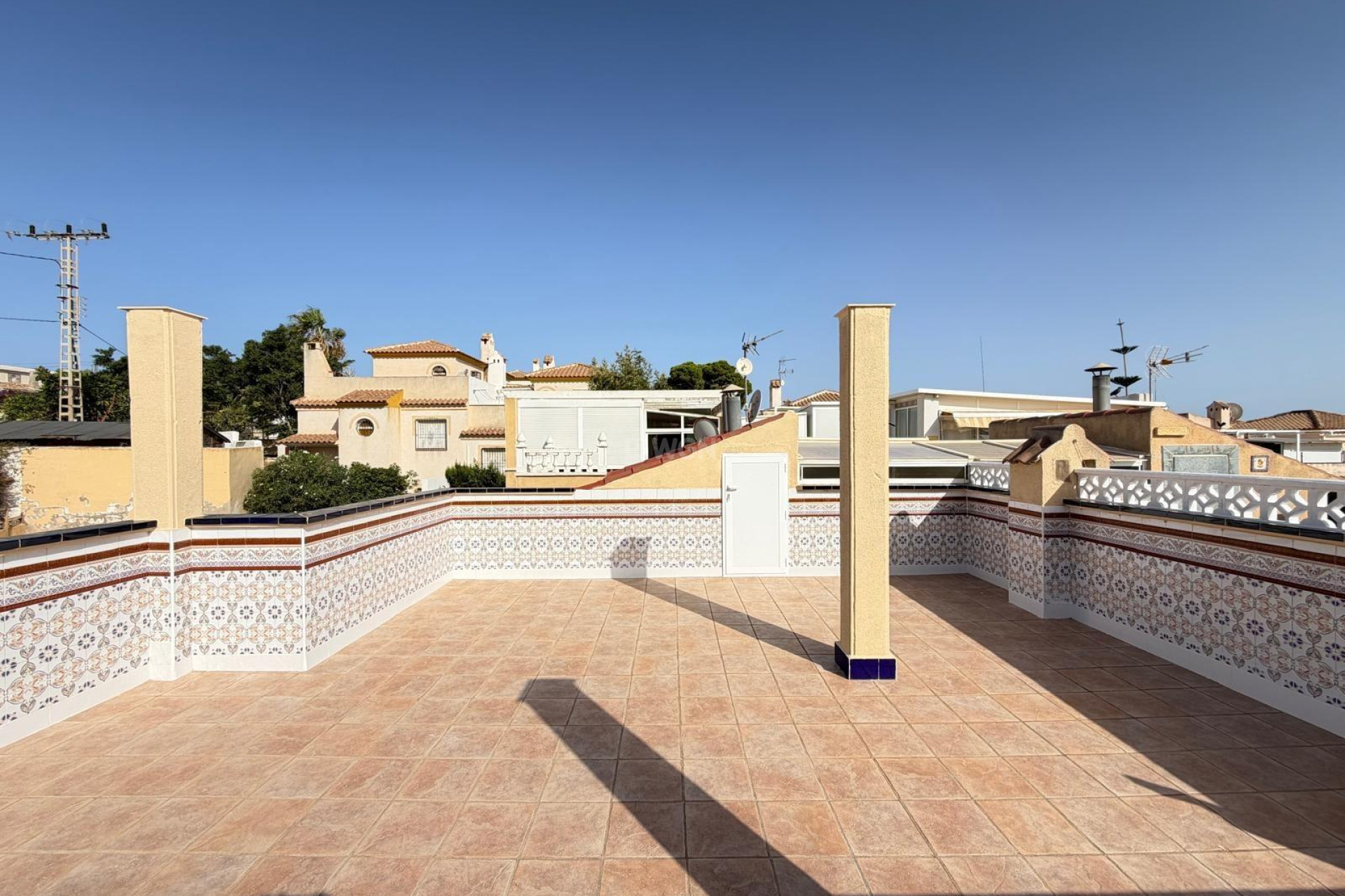 Odsprzedaż - Kamienica - Torrevieja - Miramar - Torre Del Moro