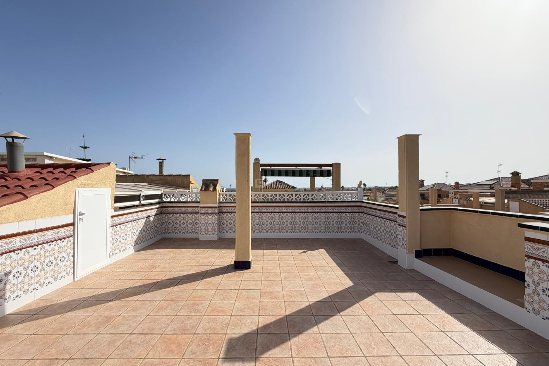 Odsprzedaż - Kamienica - Torrevieja - Miramar - Torre Del Moro