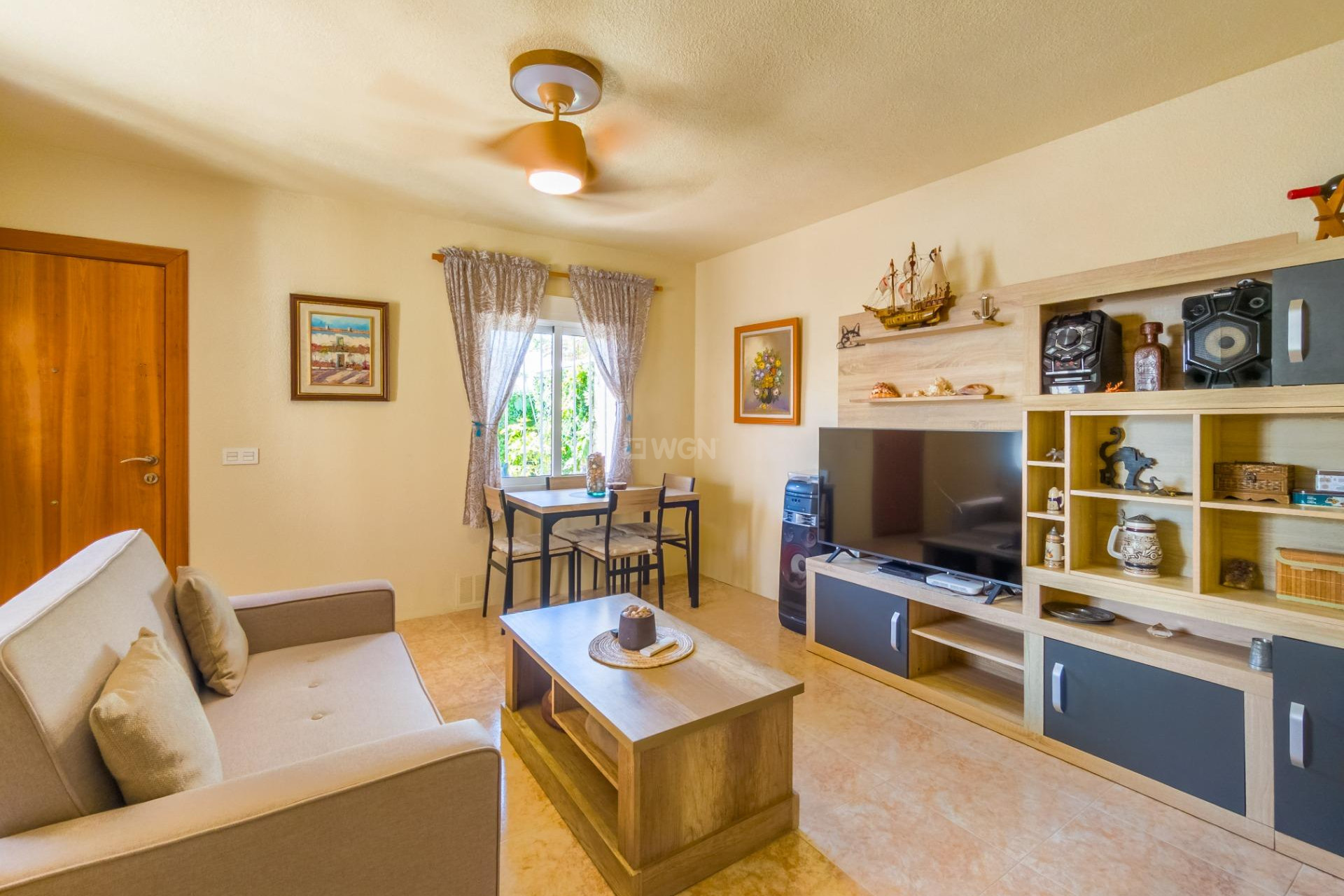 Odsprzedaż - Kamienica - Torrevieja - Nueva Torrevieja