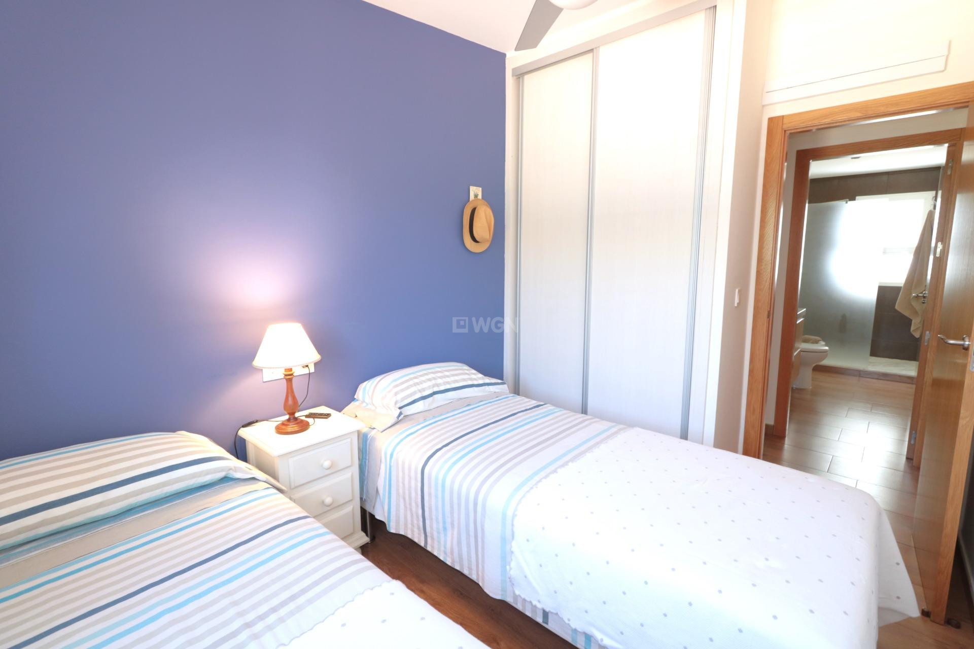 Odsprzedaż - Kamienica - Torrevieja - Playa De Los Naufragos