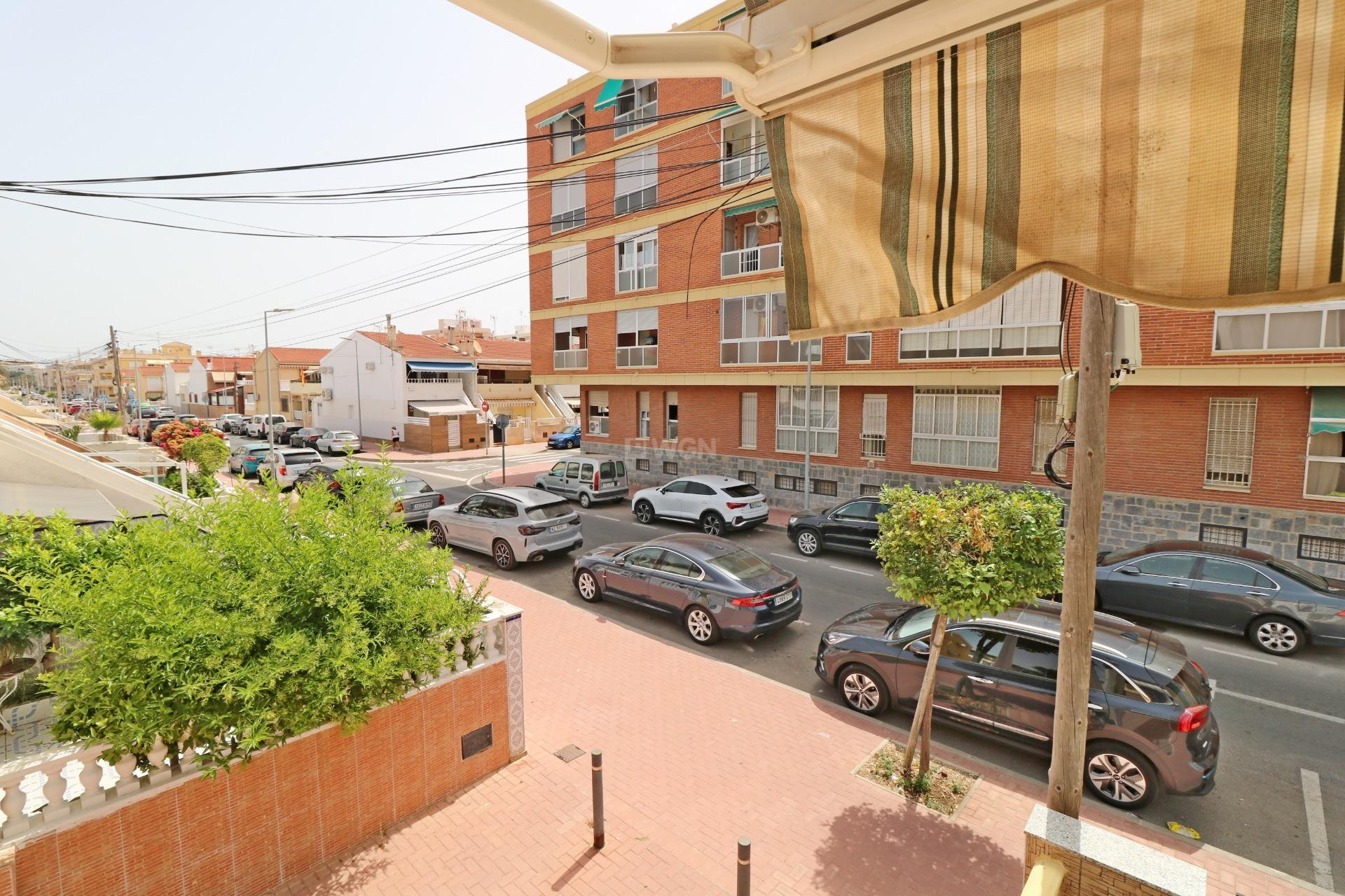 Odsprzedaż - Kamienica - Torrevieja - Playa De Los Naufragos