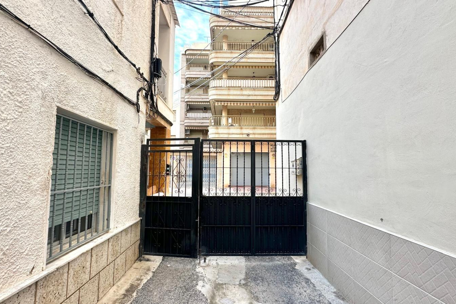 Odsprzedaż - Kamienica - Torrevieja - Playa del Cura