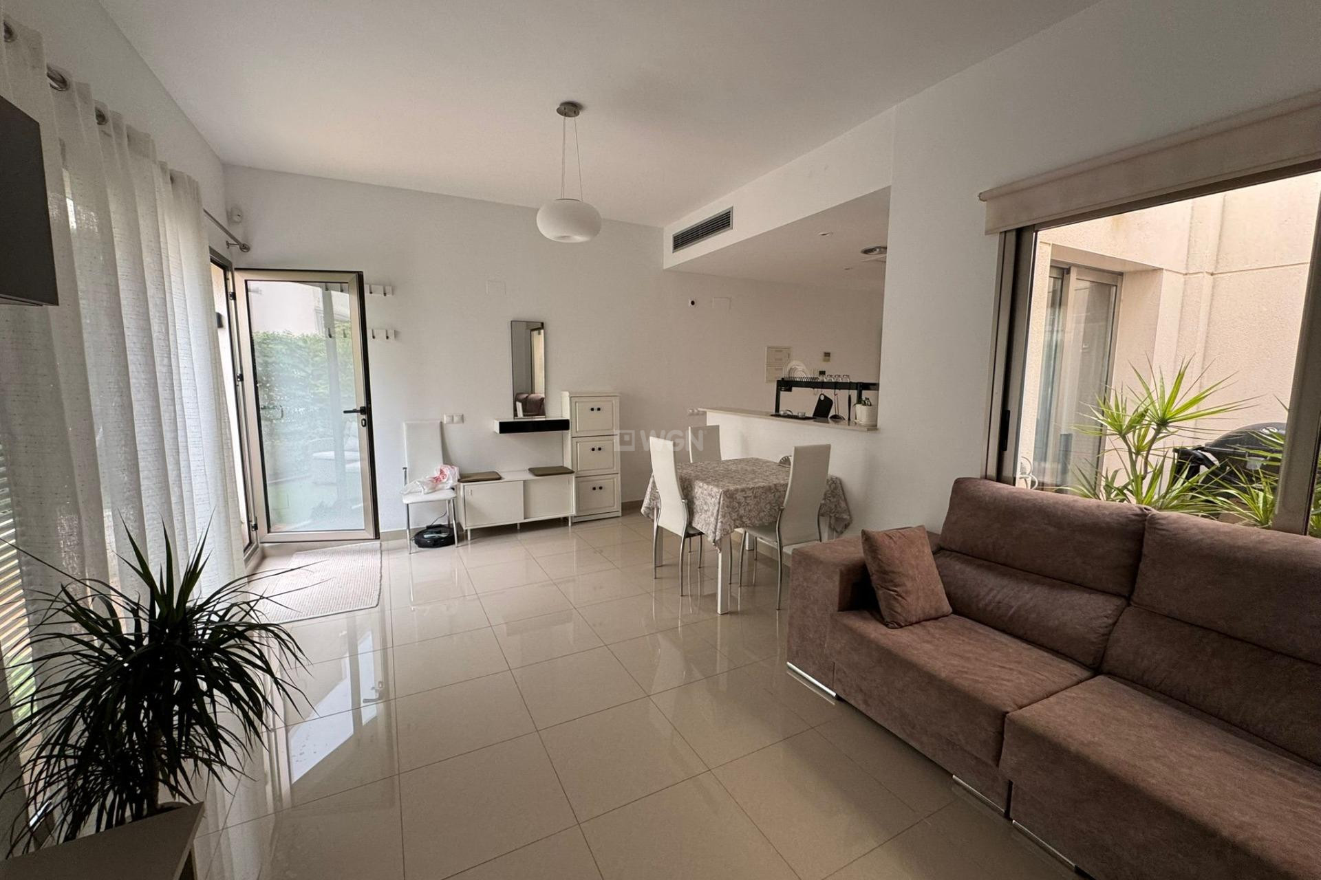 Odsprzedaż - Kamienica - Torrevieja - Punta Prima