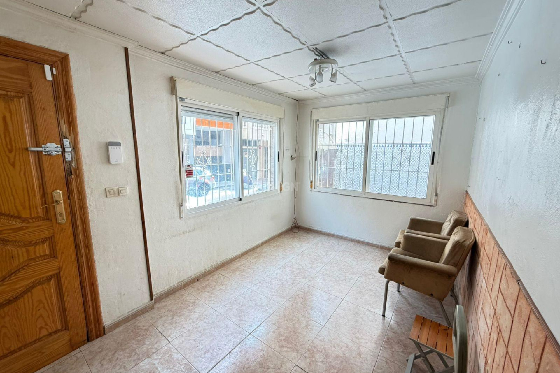 Odsprzedaż - Kamienica - Torrevieja