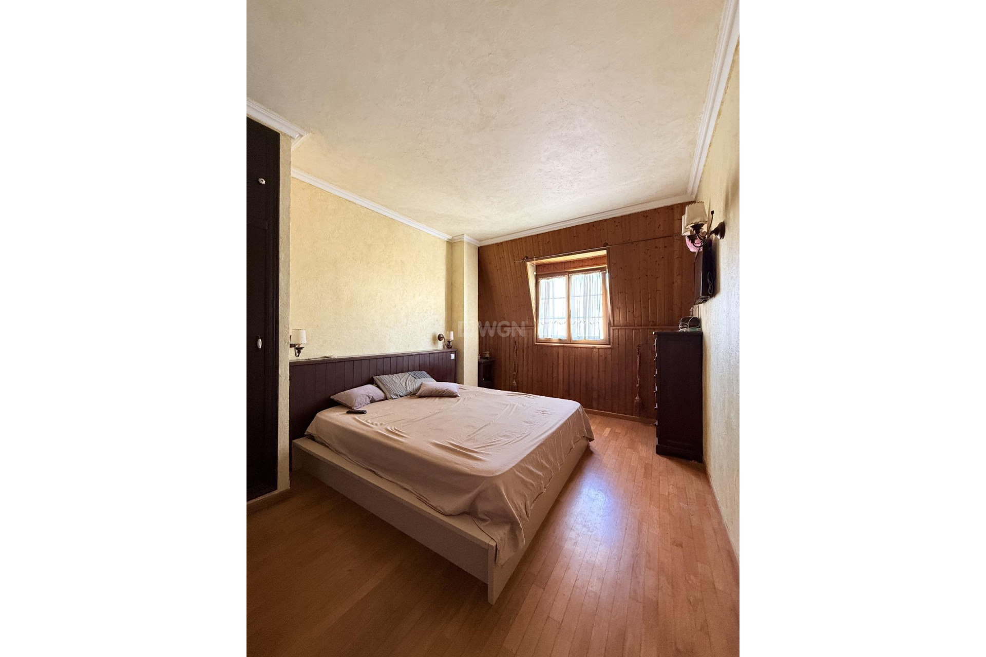 Odsprzedaż - Kamienica - Torrevieja