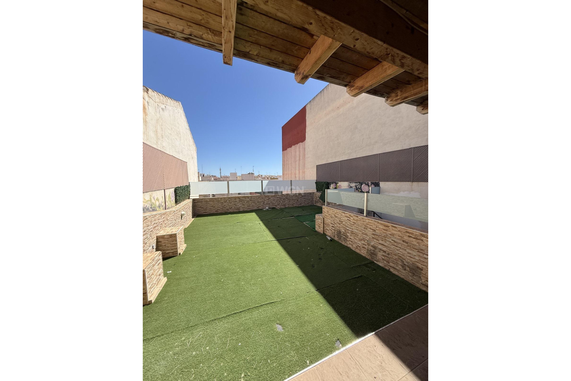 Odsprzedaż - Kamienica - Torrevieja