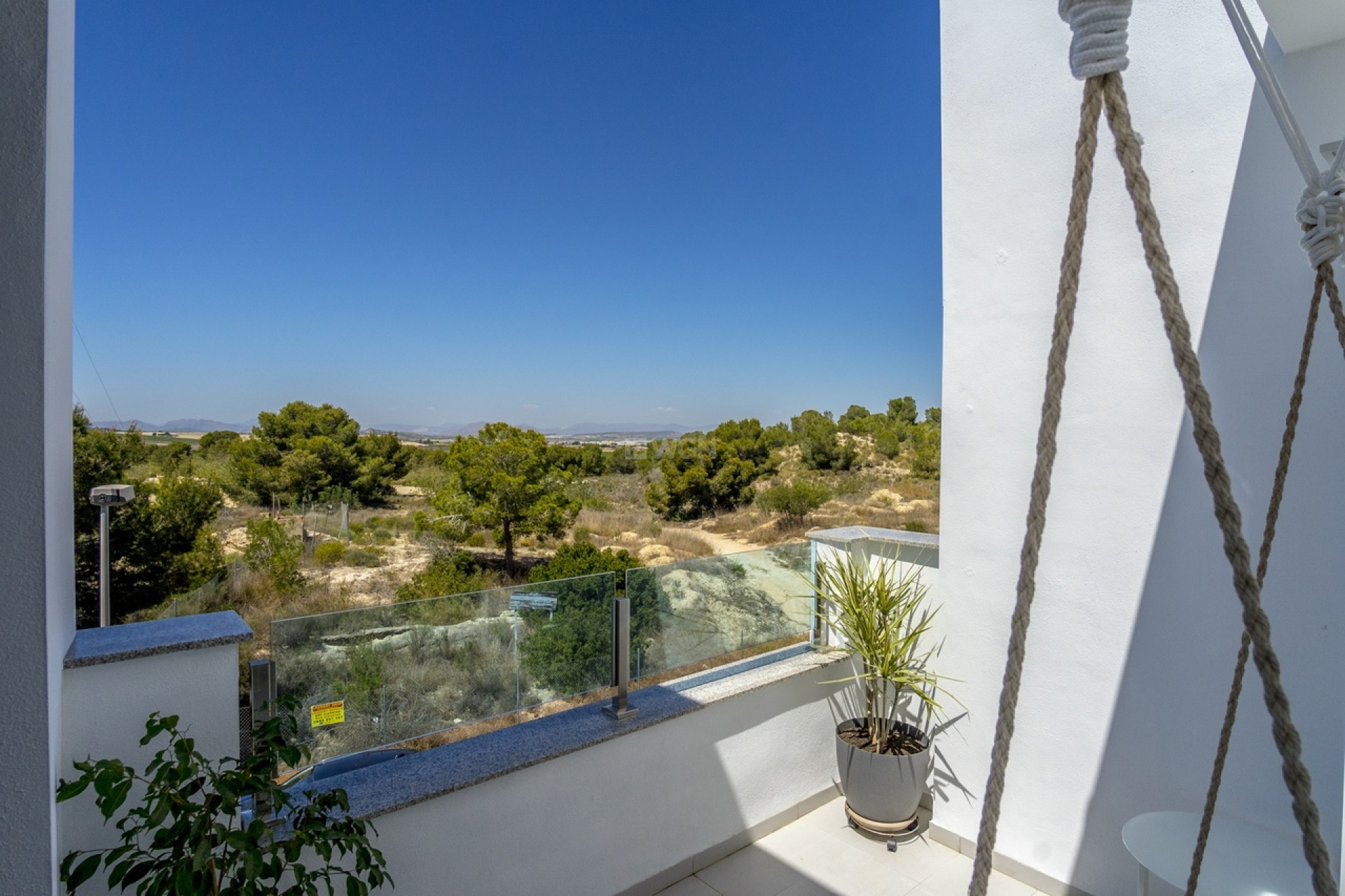 Odsprzedaż - Kamienica - Villamartin - Costa Blanca