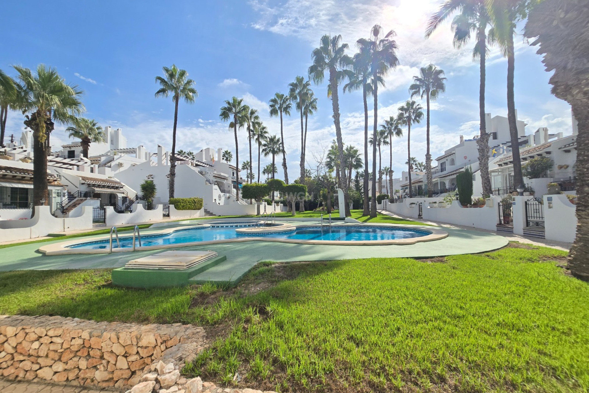 Odsprzedaż - Kamienica - Villamartin - Costa Blanca