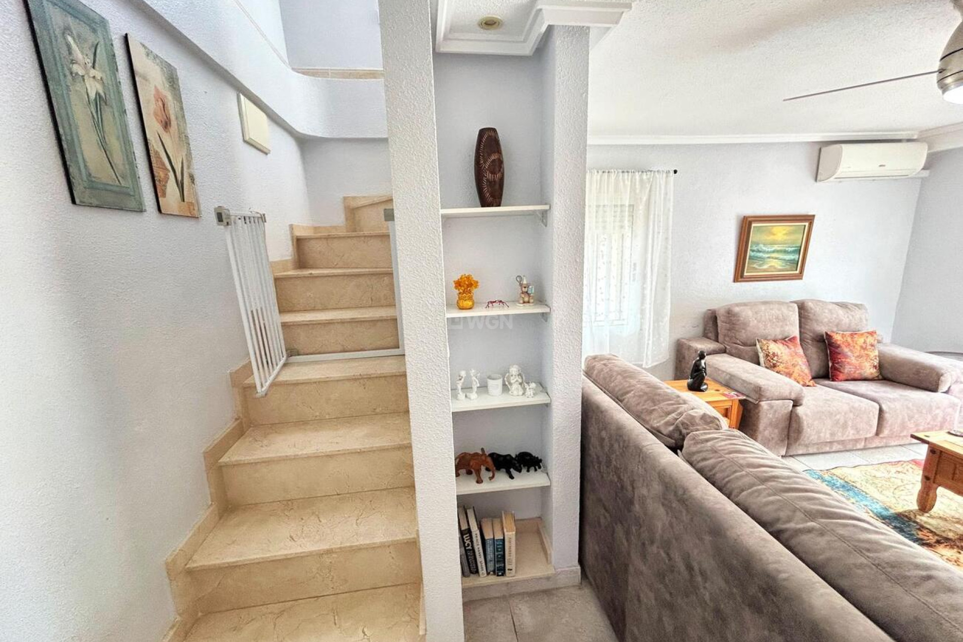 Odsprzedaż - Kamienica - Villamartin - Costa Blanca