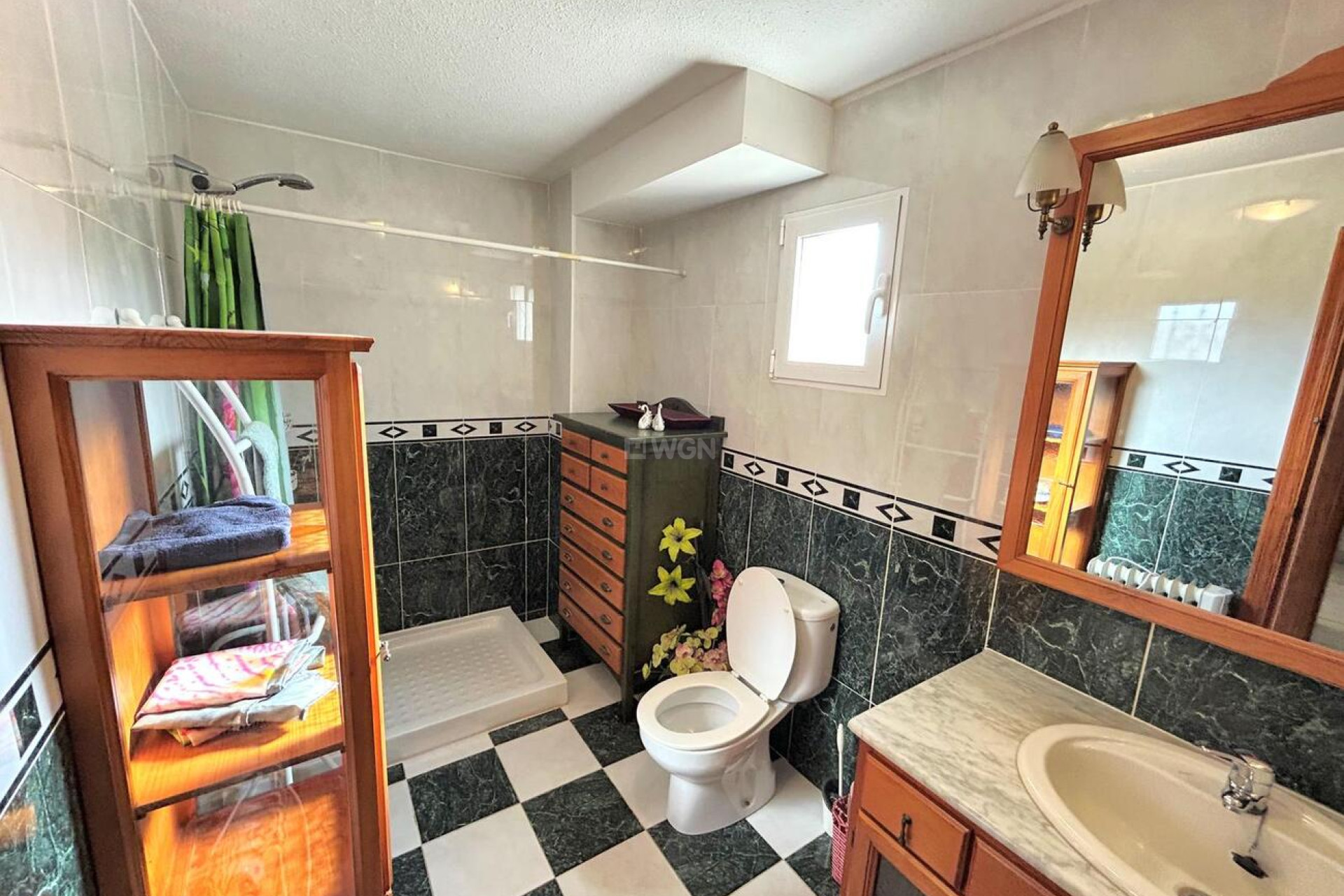 Odsprzedaż - Kamienica - Villamartin - Costa Blanca