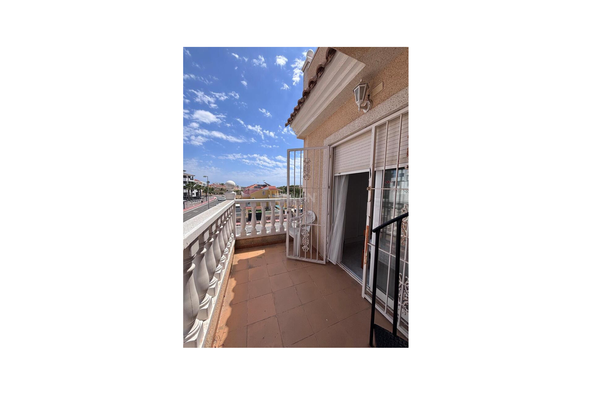 Odsprzedaż - Kamienica - Villamartin - Costa Blanca
