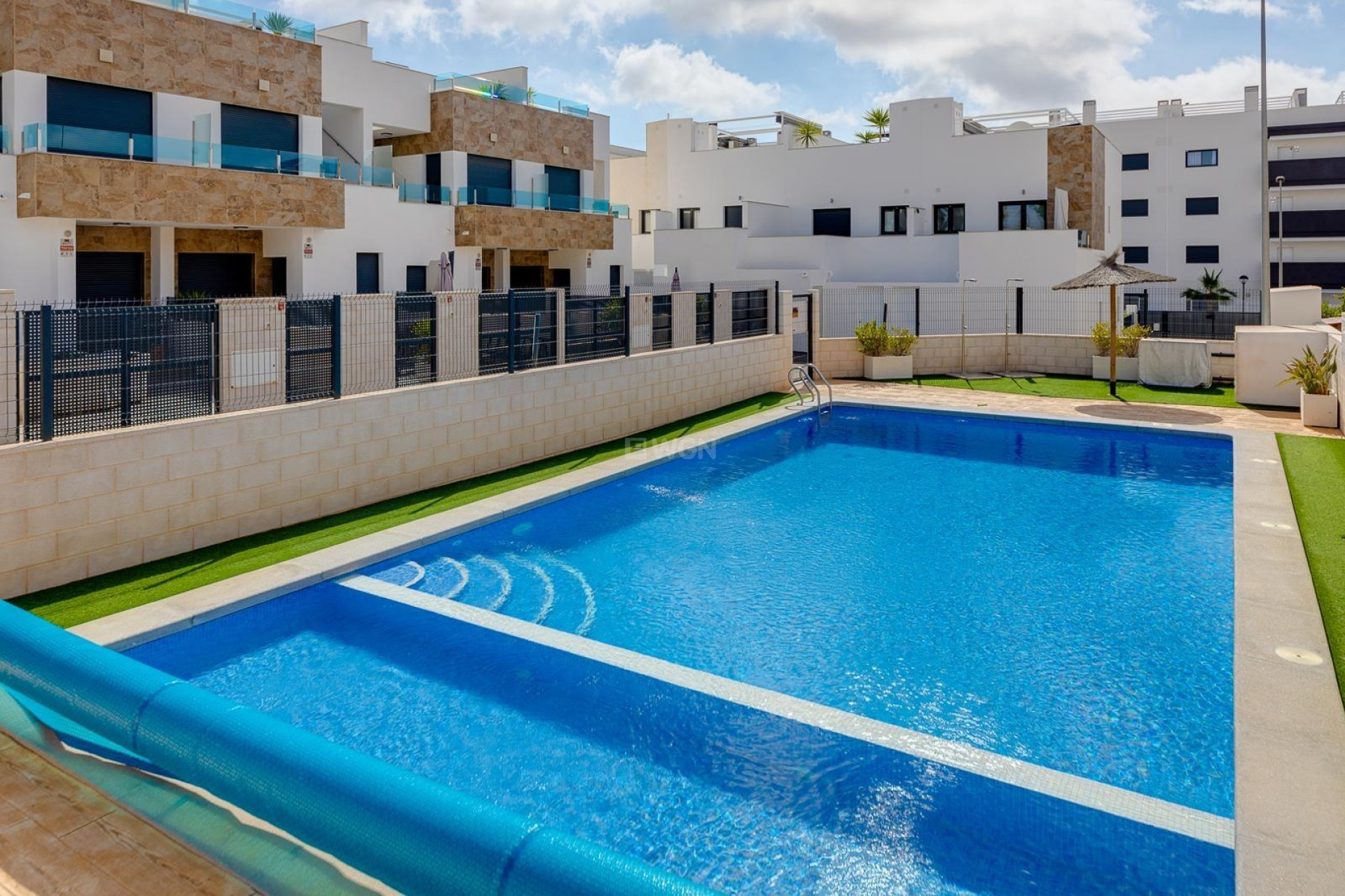 Odsprzedaż - Kamienica - Villamartin - Orihuela Costa