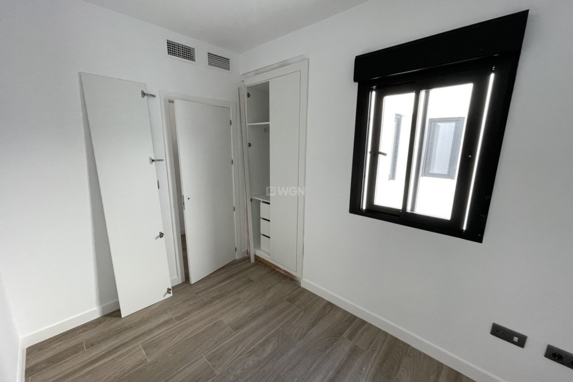 Odsprzedaż - Mieszkanie w bloku - Algorfa - Inland