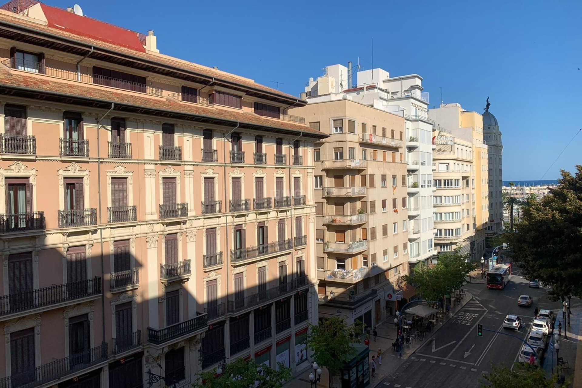 Odsprzedaż - Mieszkanie w bloku - Alicante - Plaza De Toros - Mercado Central