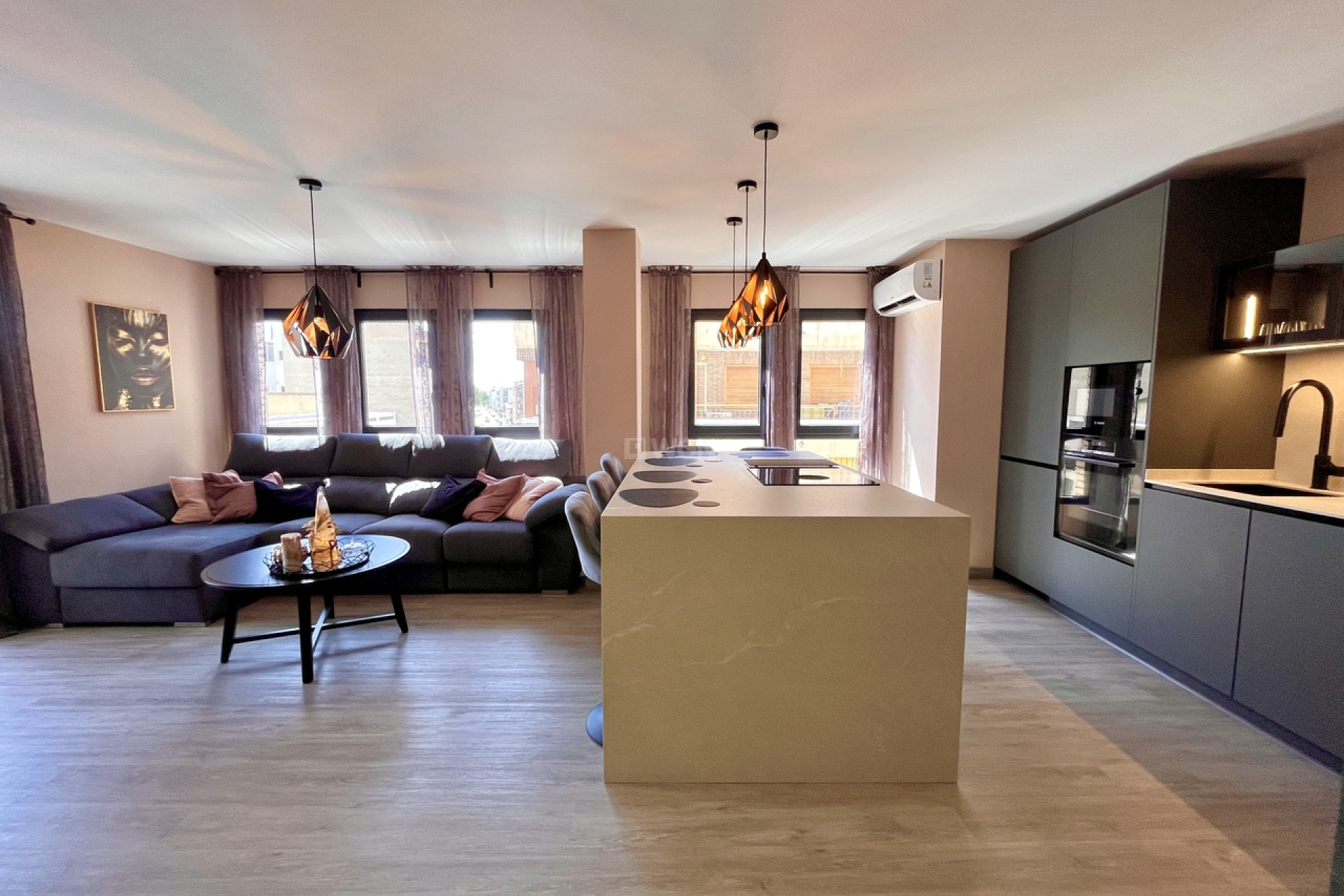 Odsprzedaż - Mieszkanie w bloku - Almoradí - Inland