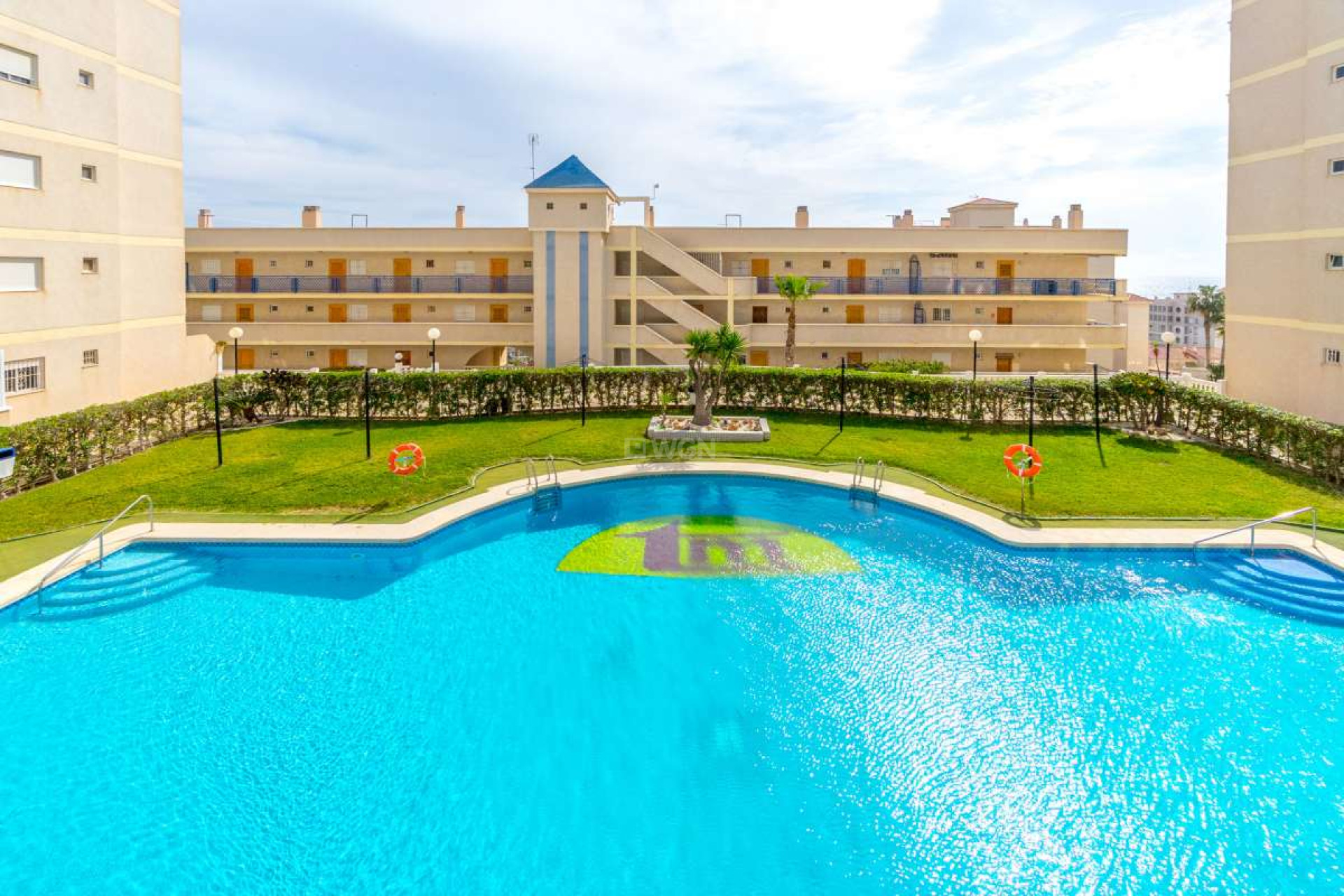 Odsprzedaż - Mieszkanie w bloku - Arenales del Sol - Costa Blanca
