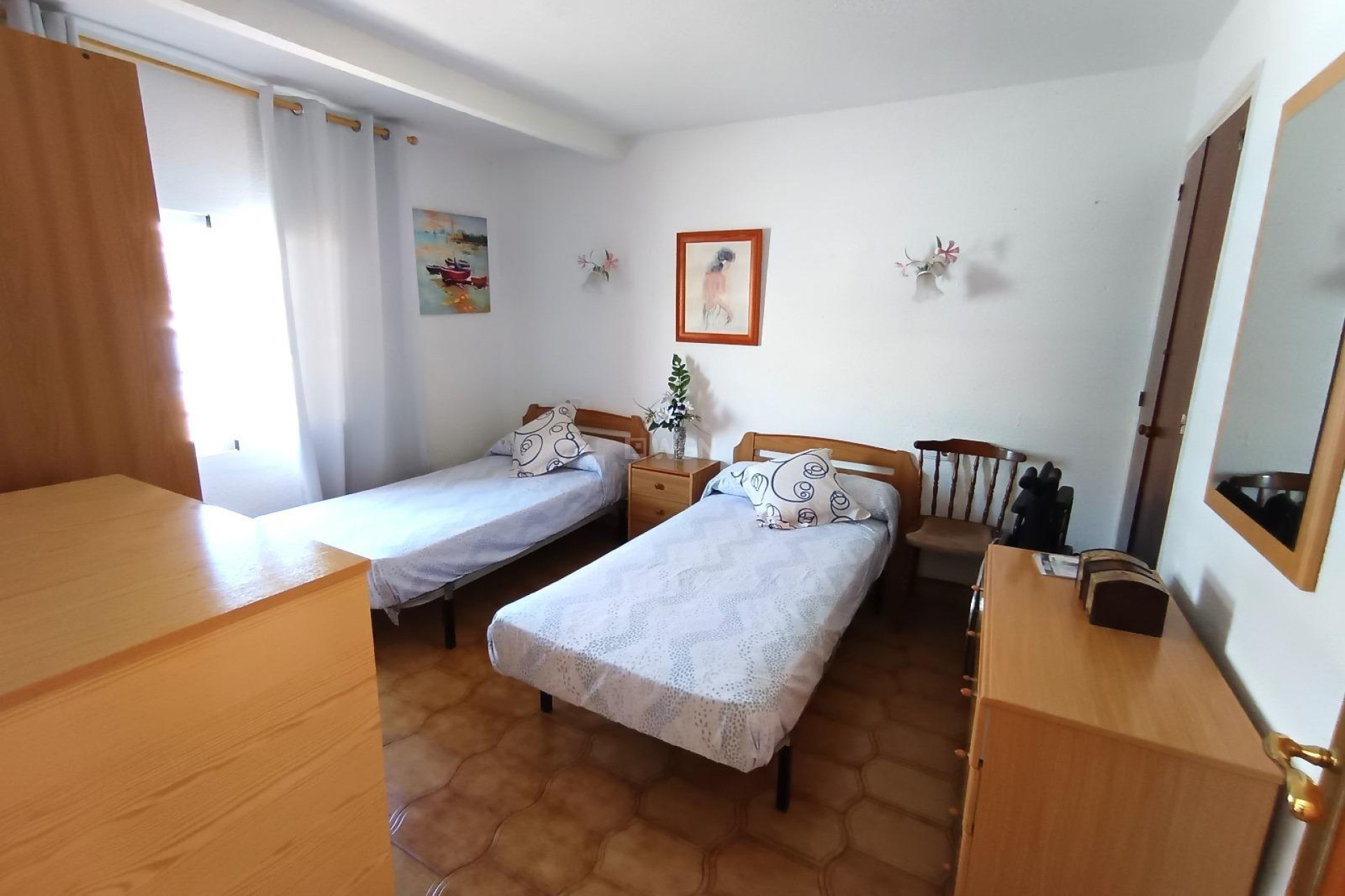 Odsprzedaż - Mieszkanie w bloku - Benidorm - Centro