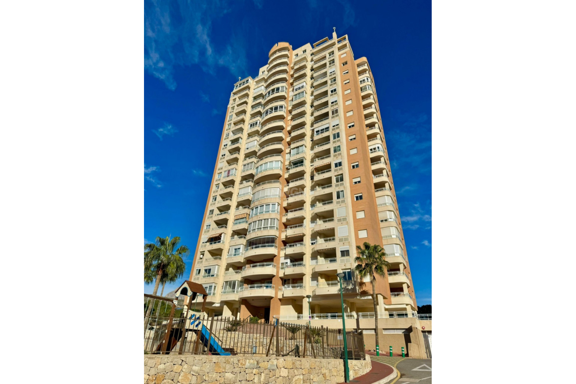 Odsprzedaż - Mieszkanie w bloku - Benidorm - Costa Blanca