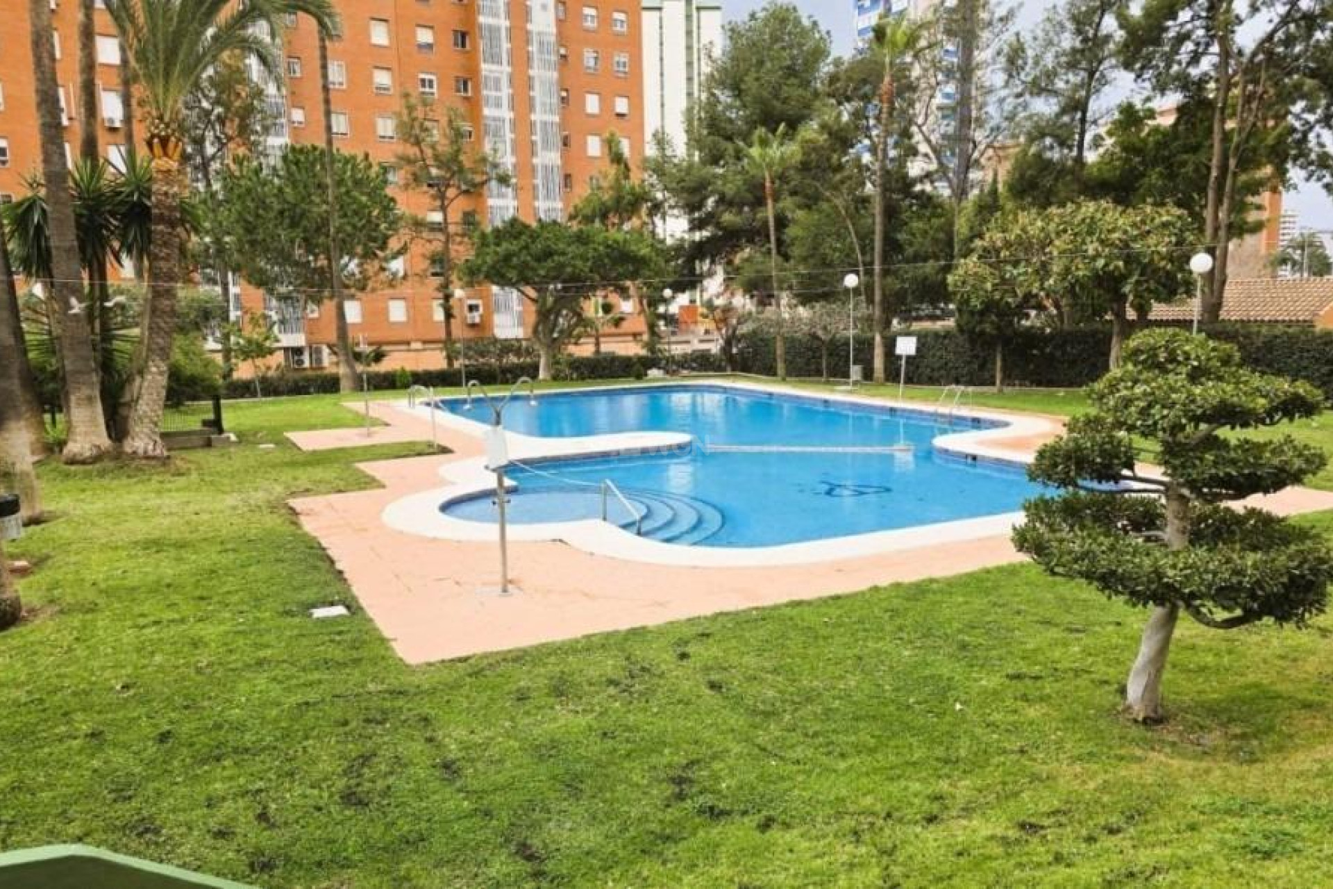 Odsprzedaż - Mieszkanie w bloku - Benidorm - Rincon De Loix Cruz