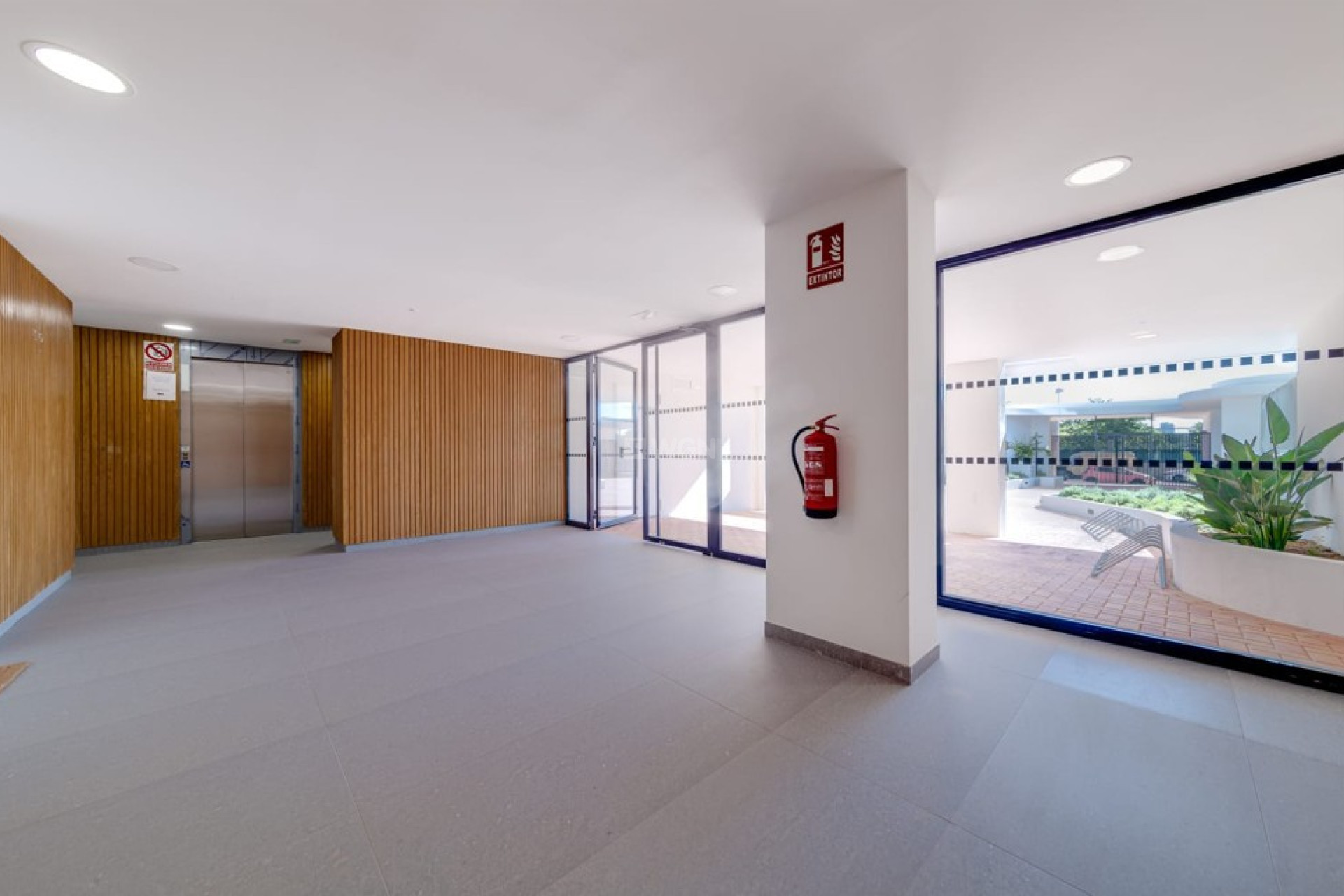 Odsprzedaż - Mieszkanie w bloku - Calpe - Costa Blanca