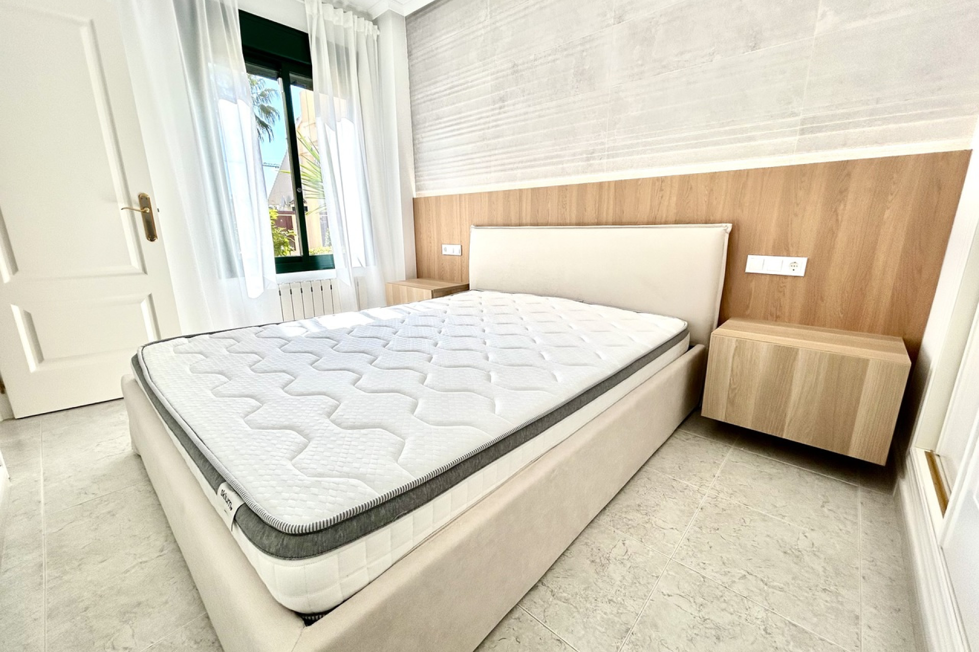 Odsprzedaż - Mieszkanie w bloku - Campoamor - Costa Blanca