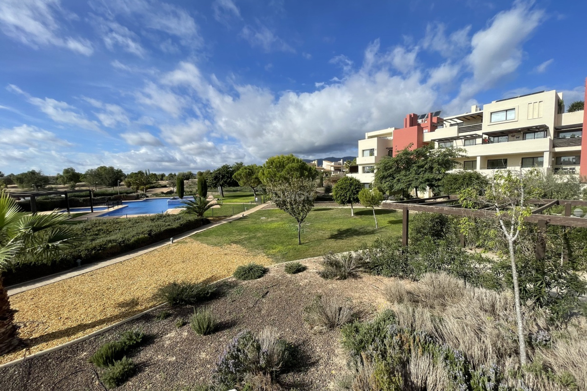 Odsprzedaż - Mieszkanie w bloku - Corvera - Corvera Golf Resort