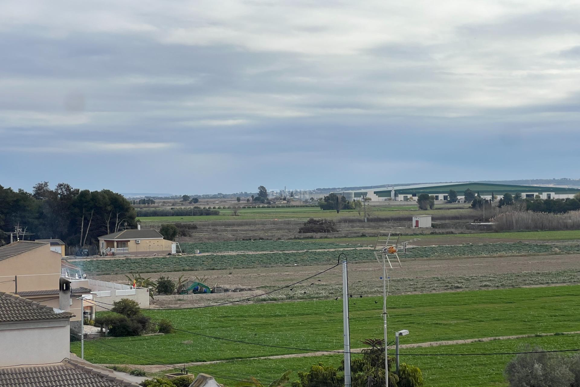 Odsprzedaż - Mieszkanie w bloku - Dolores - Comunidad Valenciana