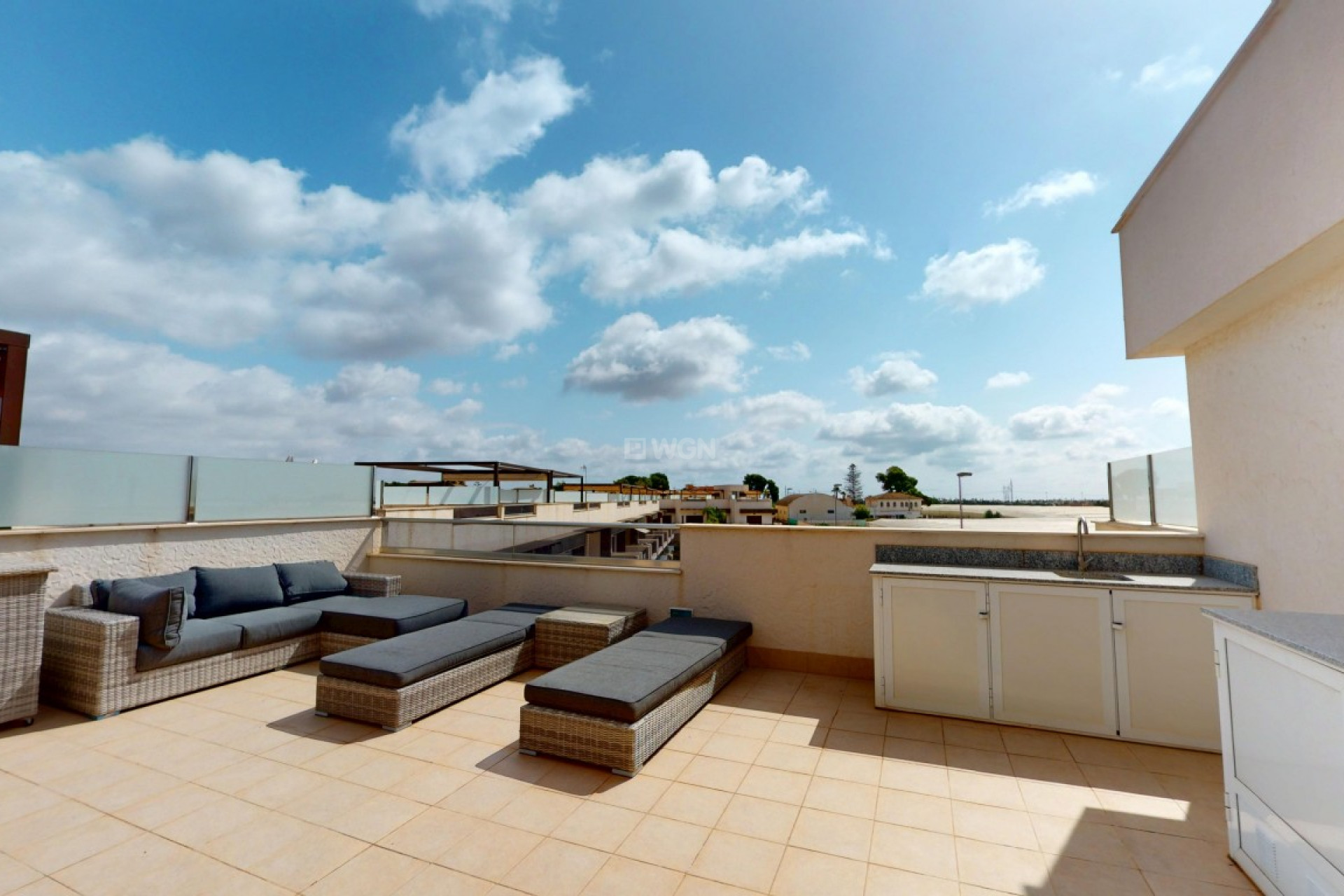 Odsprzedaż - Mieszkanie w bloku - Dolores de Pacheco - Inland