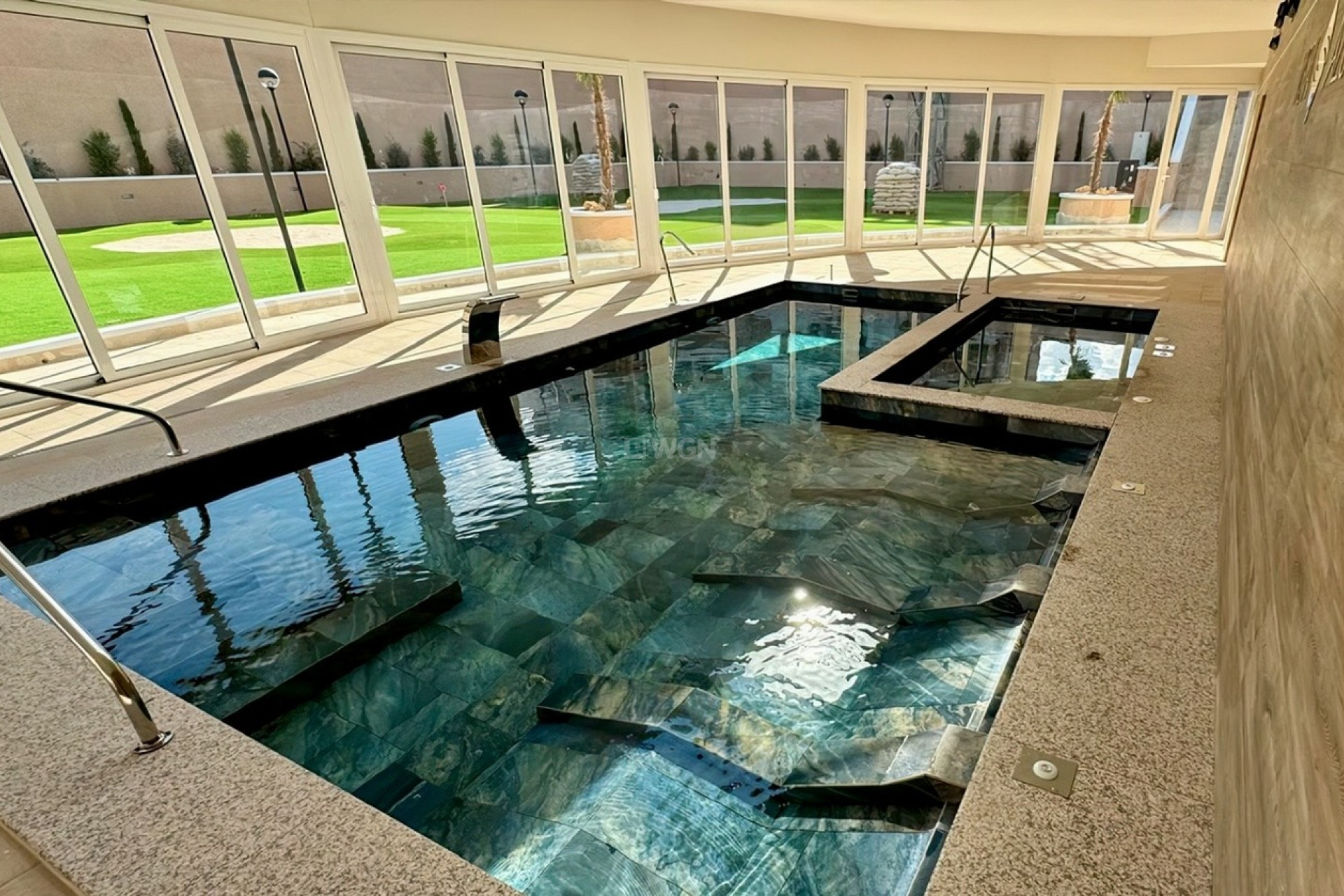 Odsprzedaż - Mieszkanie w bloku - El Raso - Costa Blanca