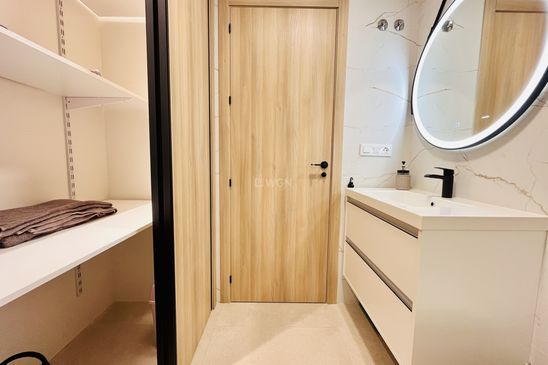 Odsprzedaż - Mieszkanie w bloku - El Raso - Costa Blanca