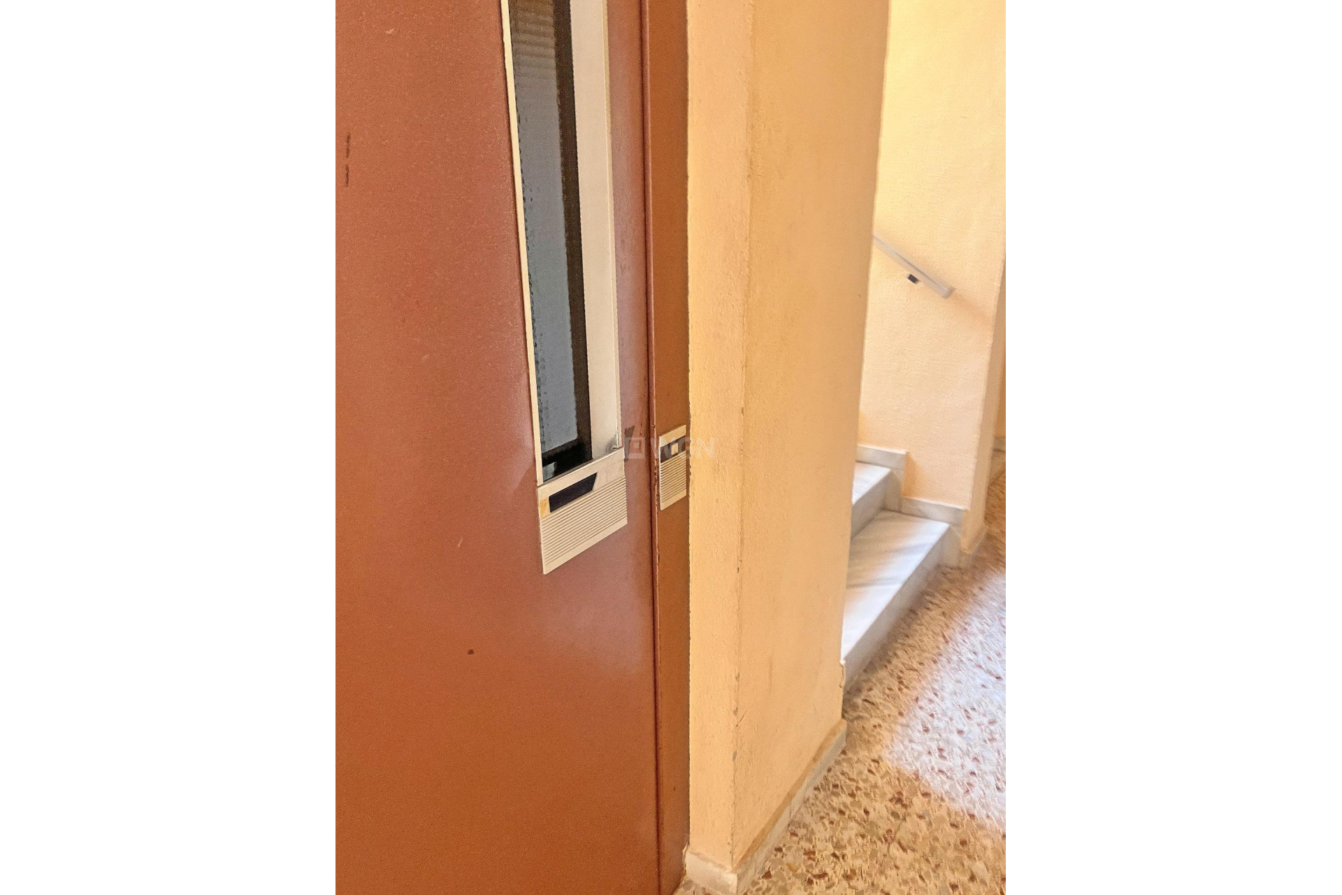 Odsprzedaż - Mieszkanie w bloku - Guardamar del Segura - Centro