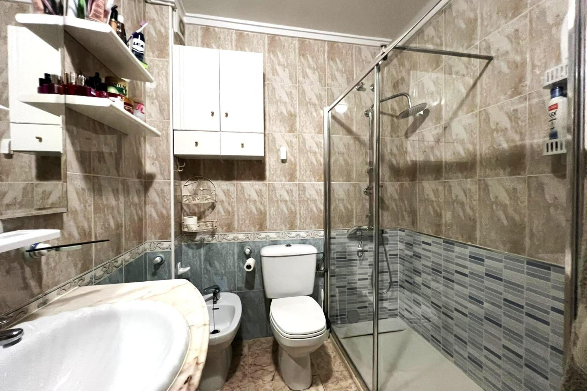 Odsprzedaż - Mieszkanie w bloku - Guardamar del Segura - Pueblo