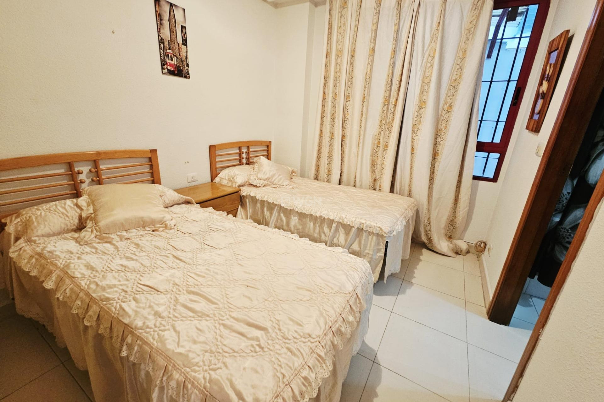 Odsprzedaż - Mieszkanie w bloku - Guardamar del Segura - Pueblo