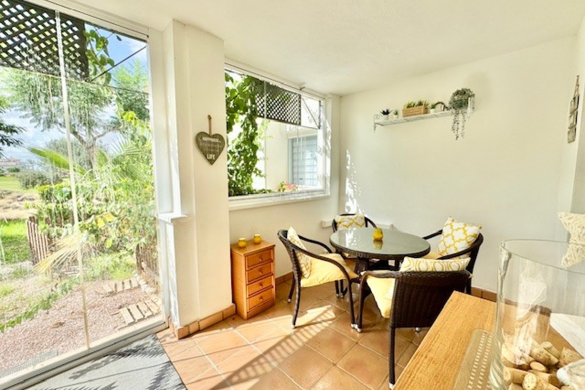 Odsprzedaż - Mieszkanie w bloku - Hacienda Riquelme Golf Resort - Inland